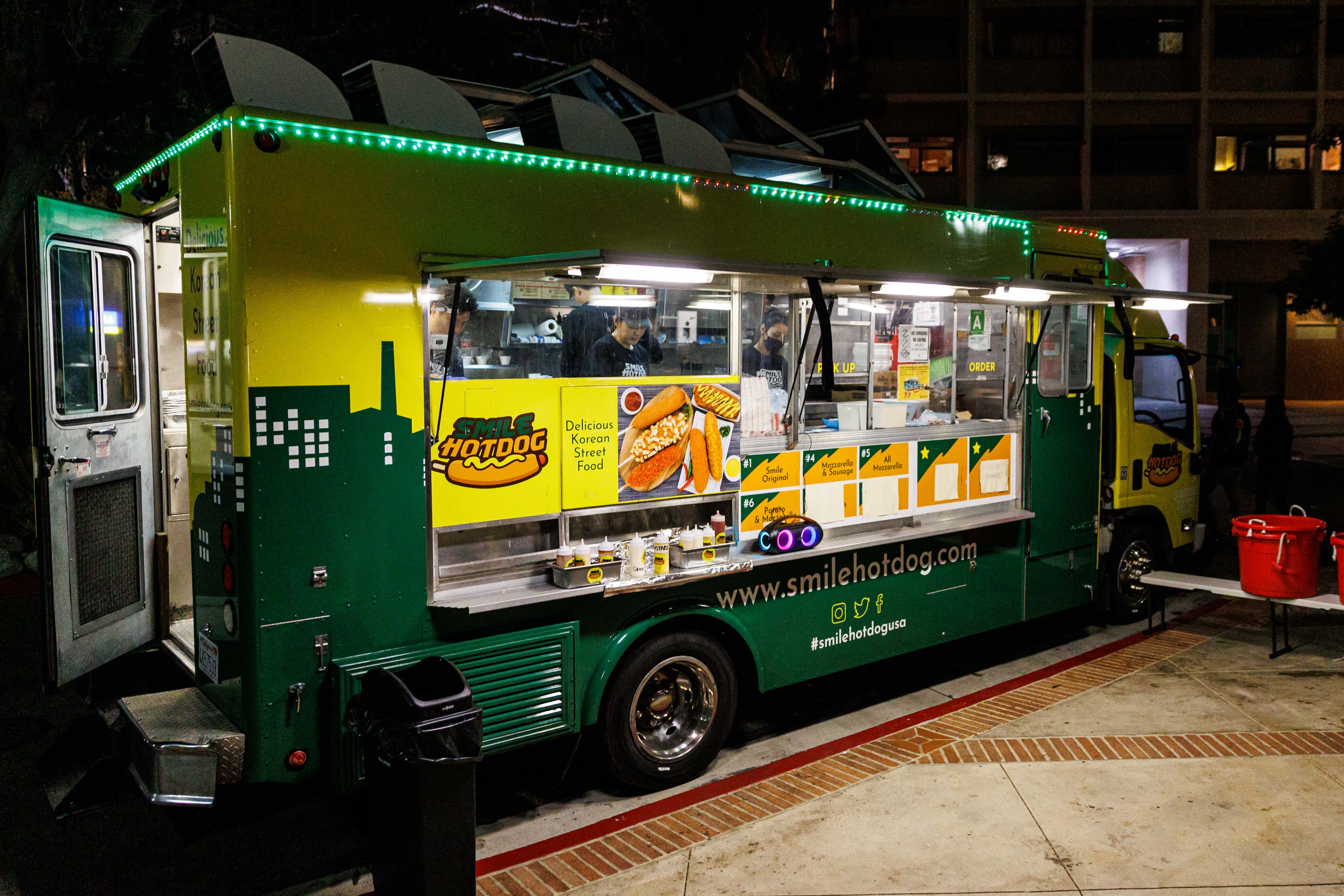 Hot Dog Food Truck: Sizzling Success on Wheels