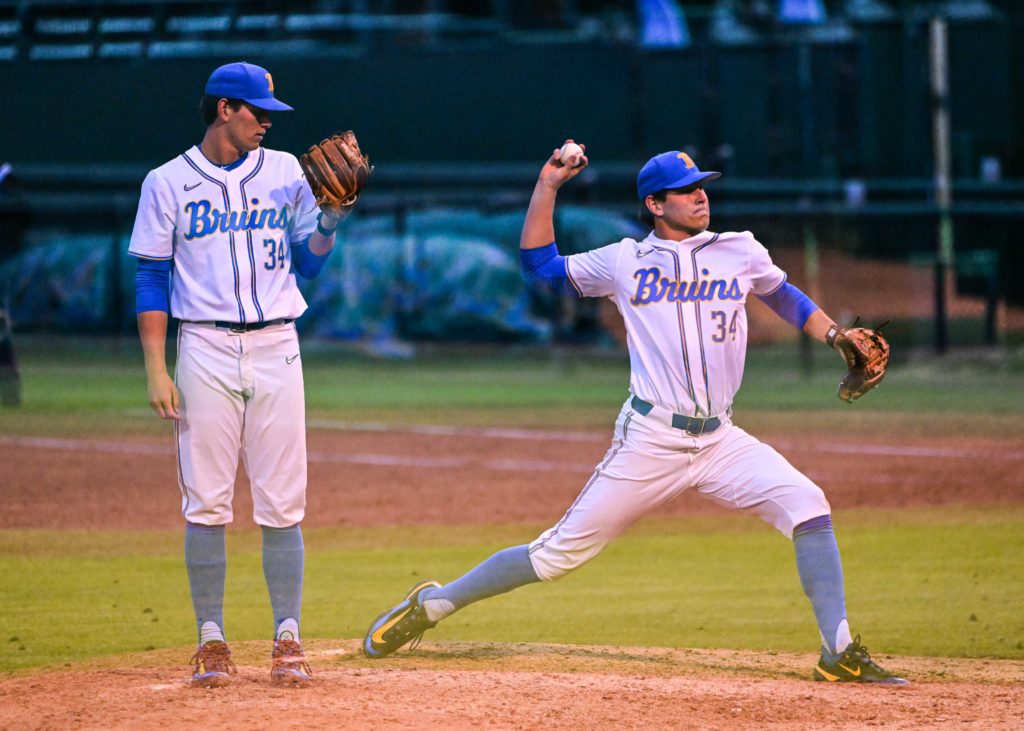 UCLA baseball ties up Stanford series with win on Jackie Robinson Day -  Daily Bruin