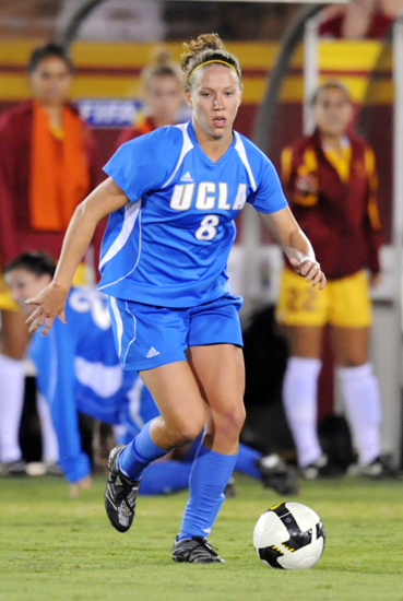 Soccer star leaves for National - Daily Bruin