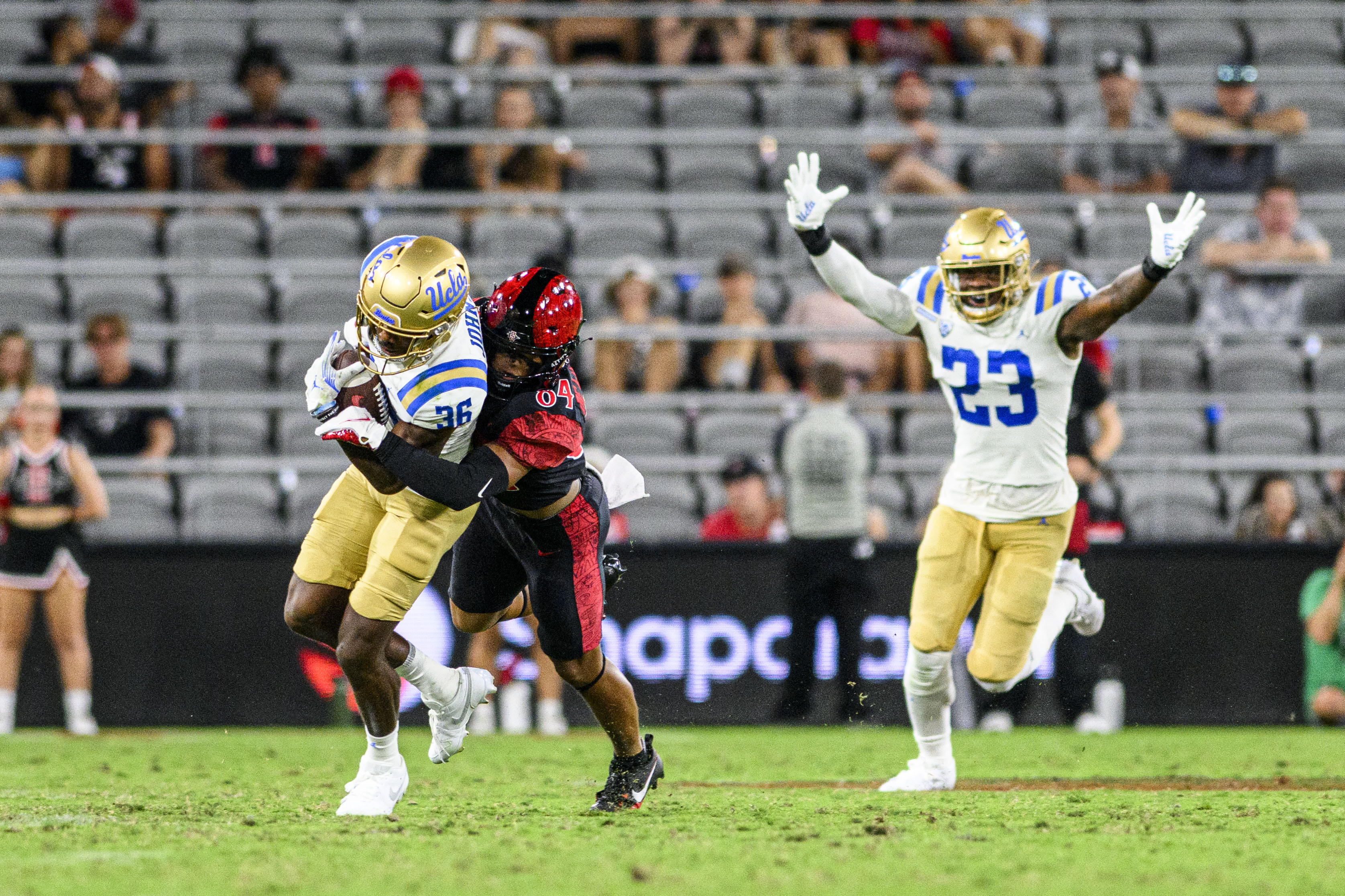 Dante Moore leads UCLA football past San Diego State – Daily News