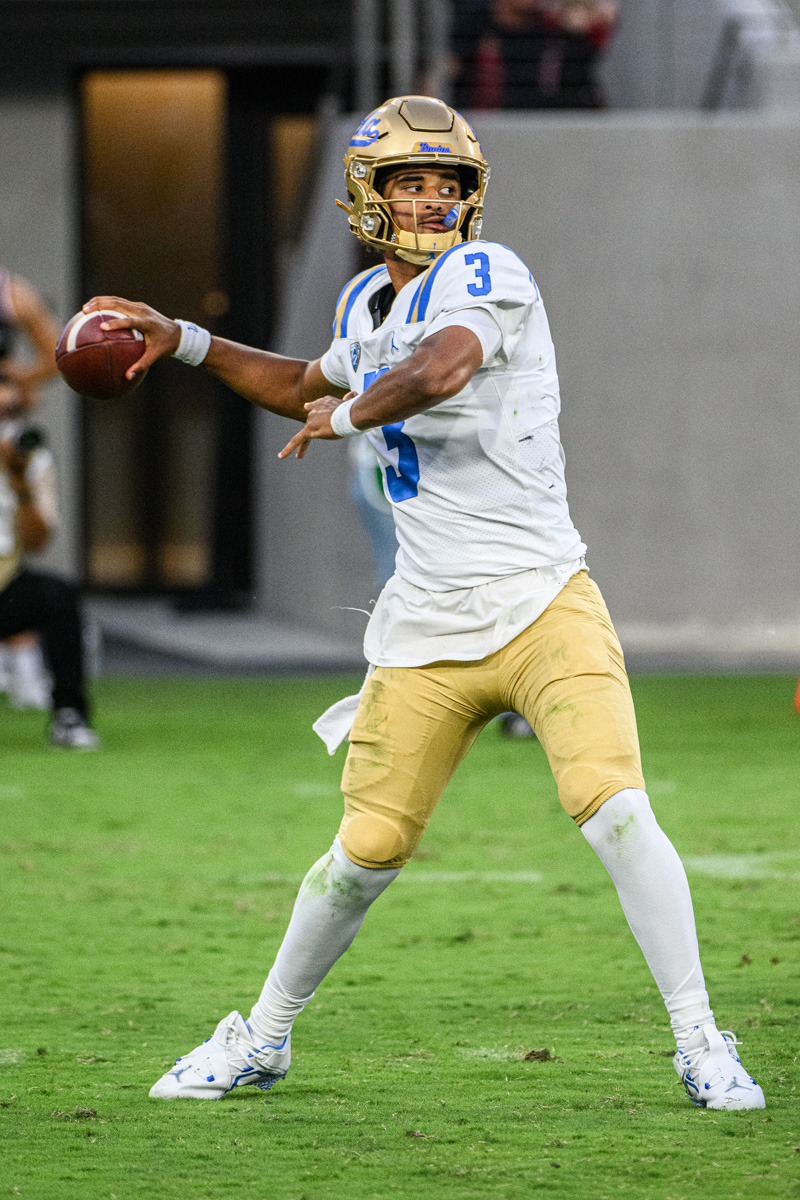 Dante Moore leads UCLA football past San Diego State – Daily News