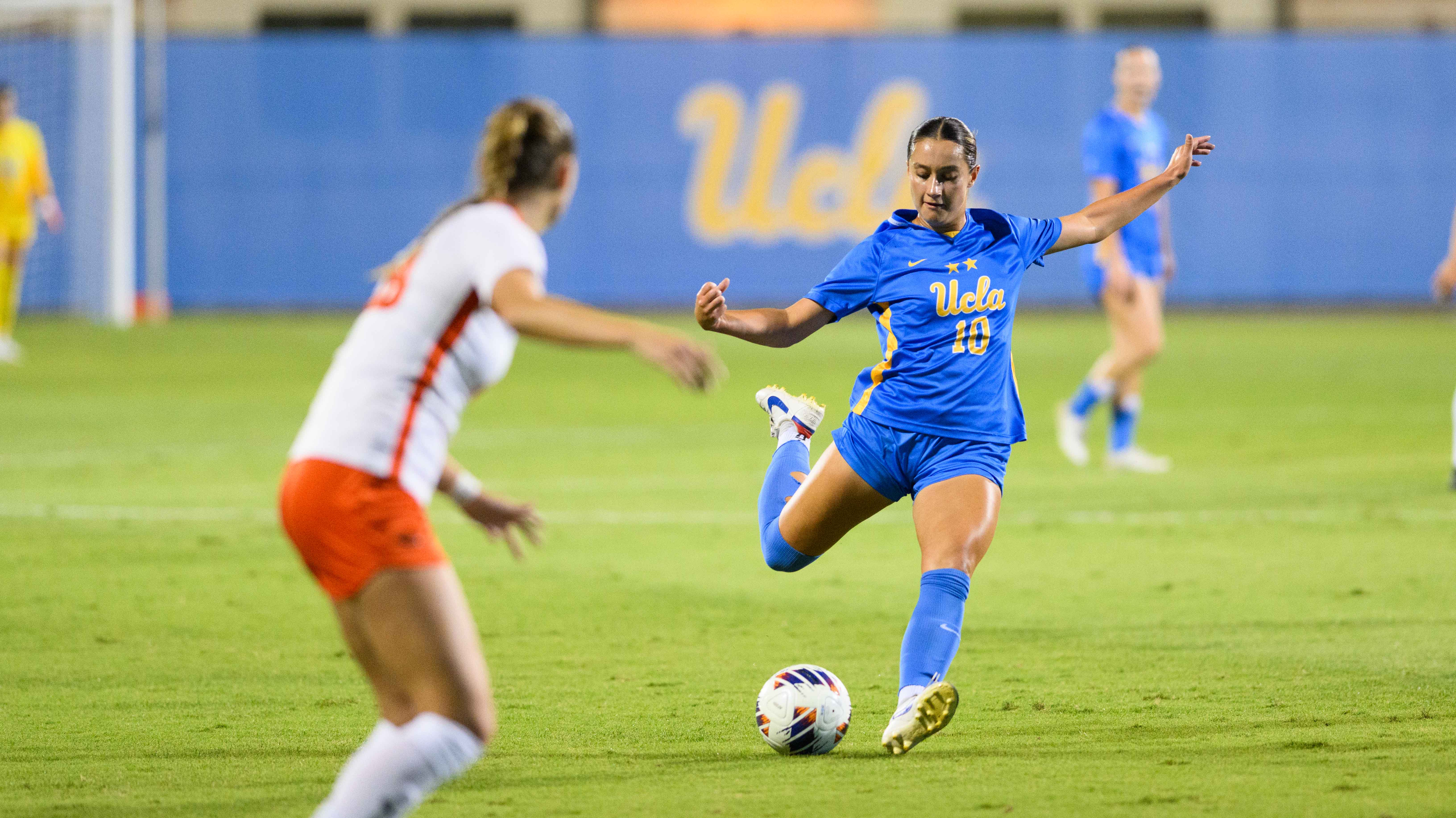 No. 11 USC Women's Soccer Heads to Arizona State, Arizona