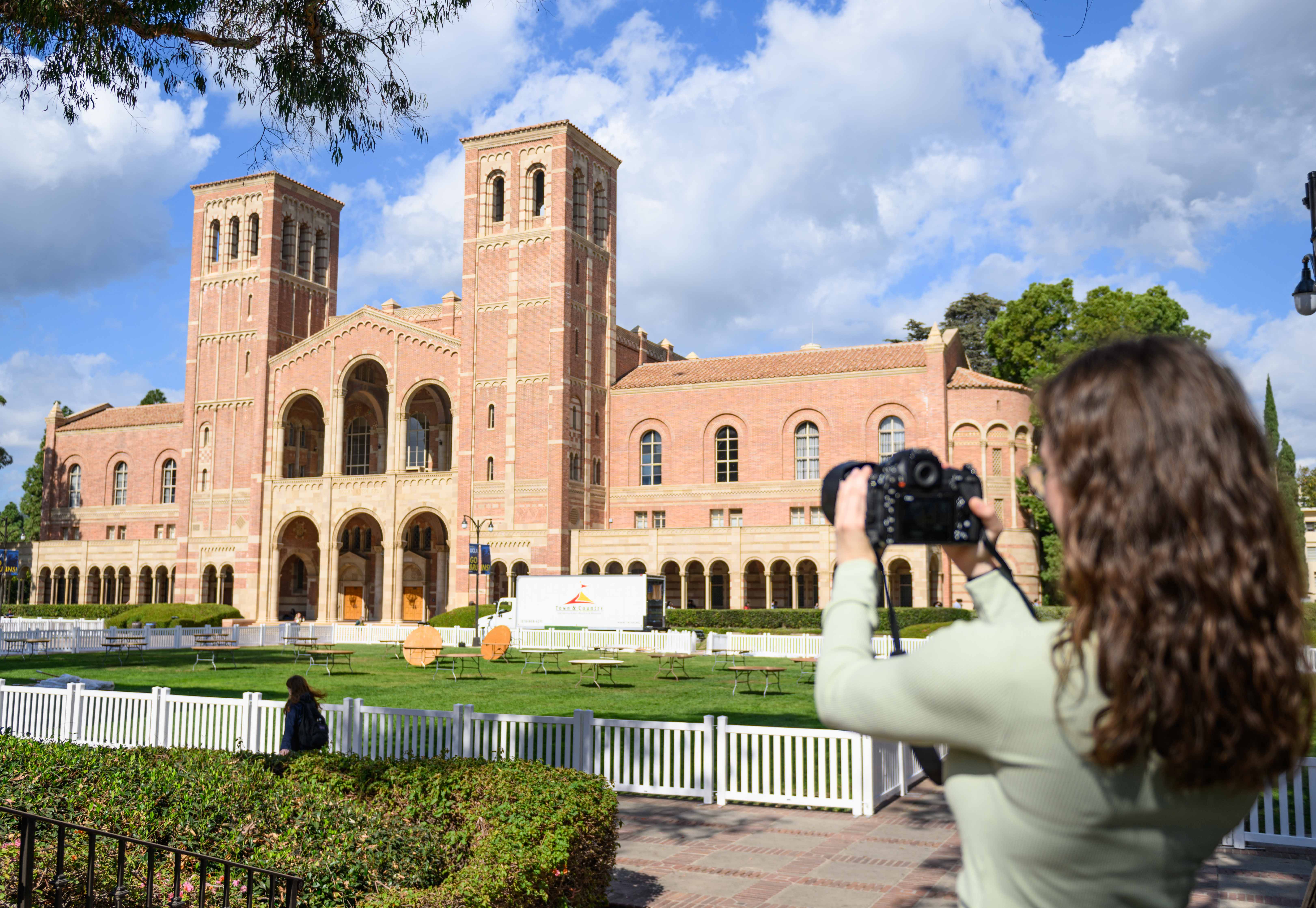 Study By VPNOverview Finds UCLA To Be America’s Most Instagrammable ...