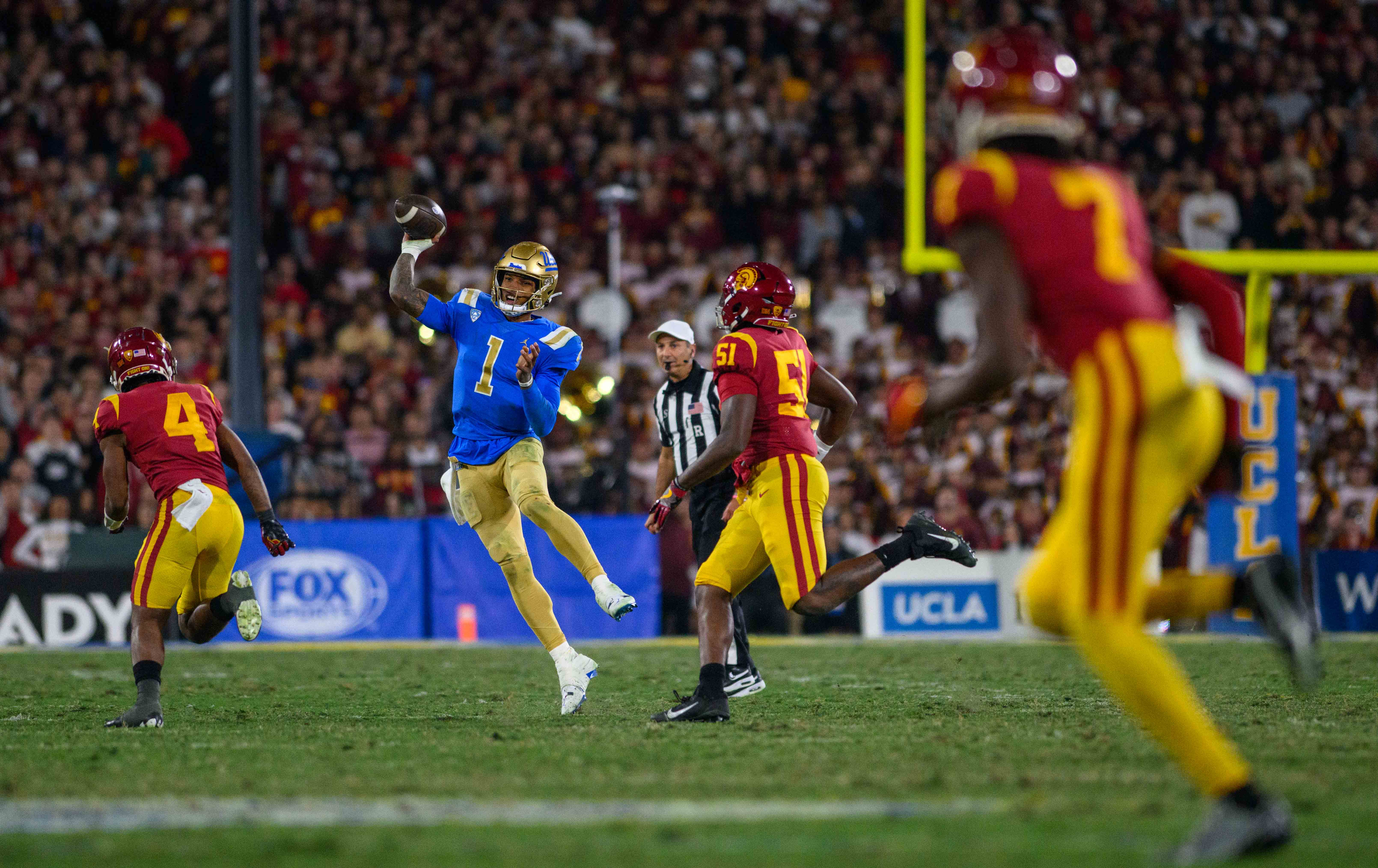 Q&A: Daily Trojan Sports editors discuss 2023 rivalry game - Daily Bruin