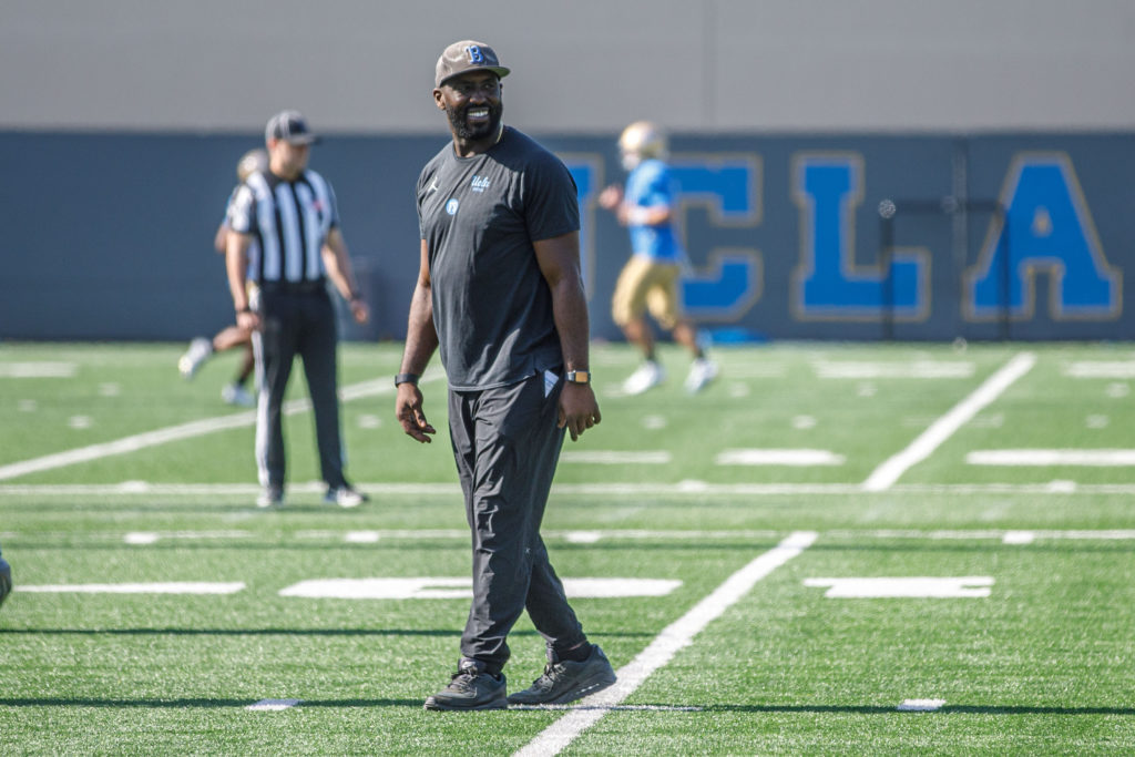 Las Vegas Raiders To Hire UCLA Football’s DeShaun Foster As Running ...