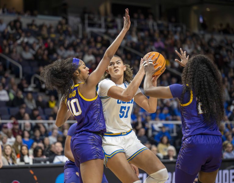 Fouls, free throws send UCLA women’s basketball home with loss to LSU in Sweet 16 Daily Bruin