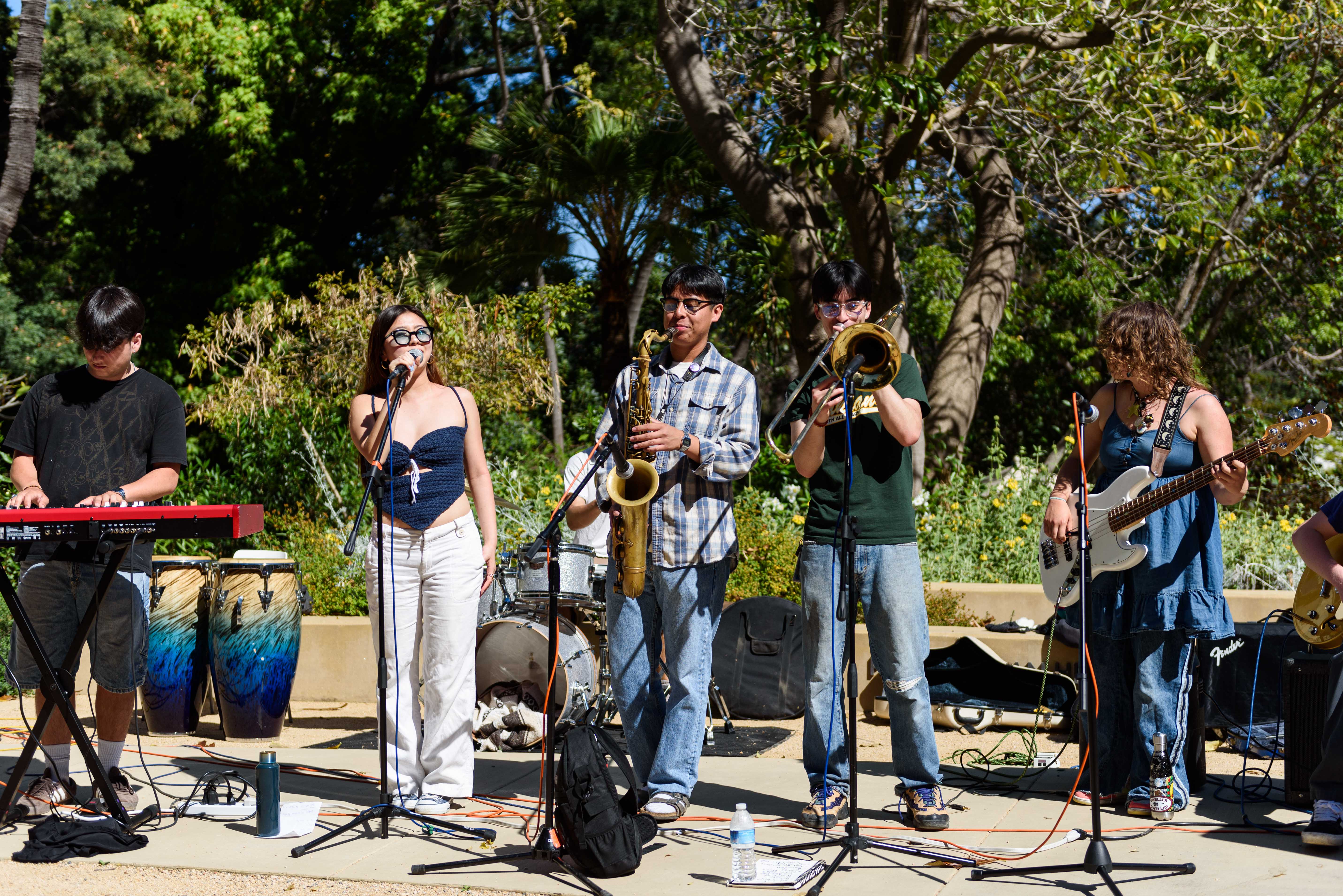 ‘Music in the Garden’ free public concert serenades UCLA botanical ...