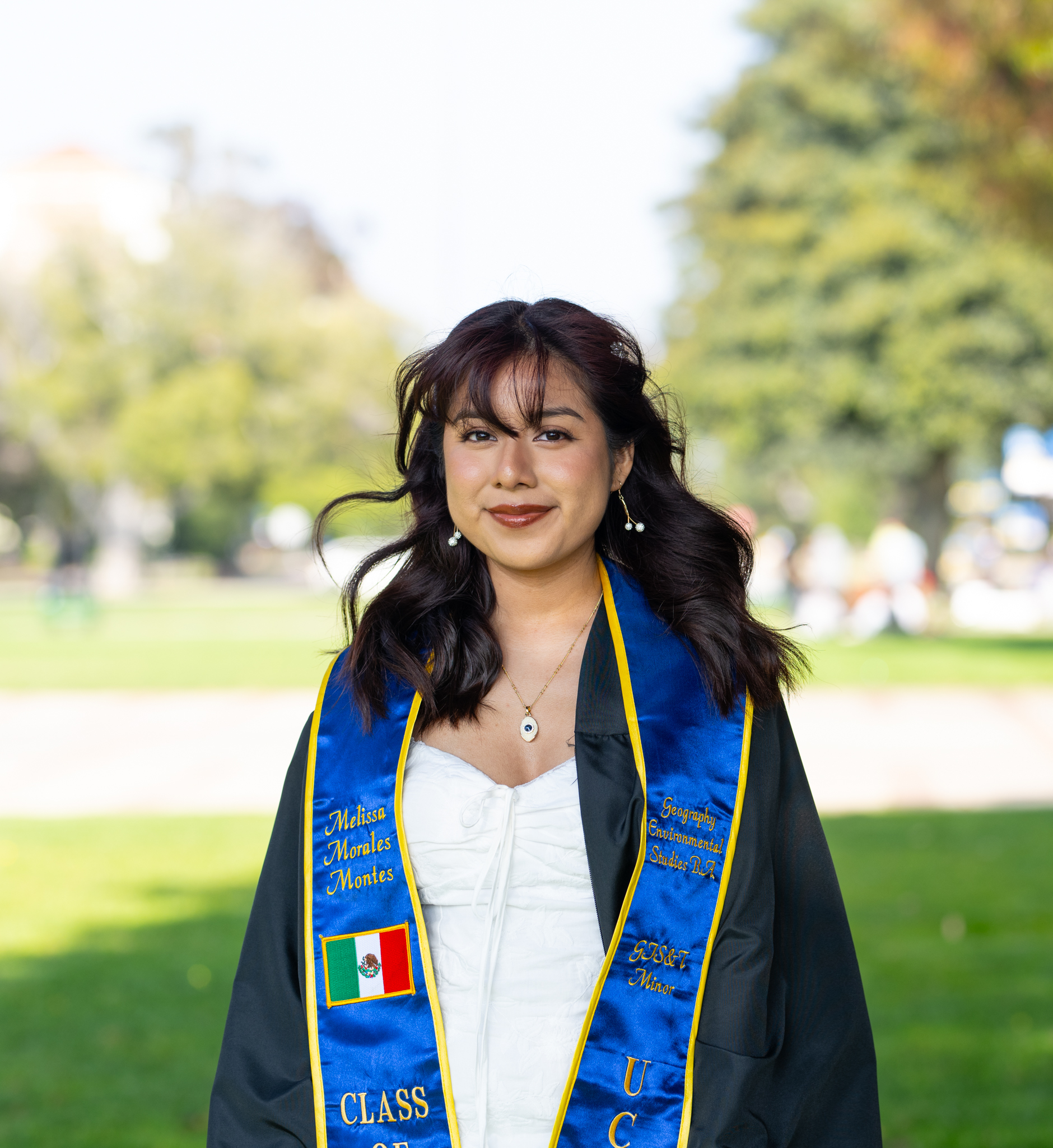 Gallery: UCLA seniors reflect on experience, relating it to senior year of  high school - Daily Bruin