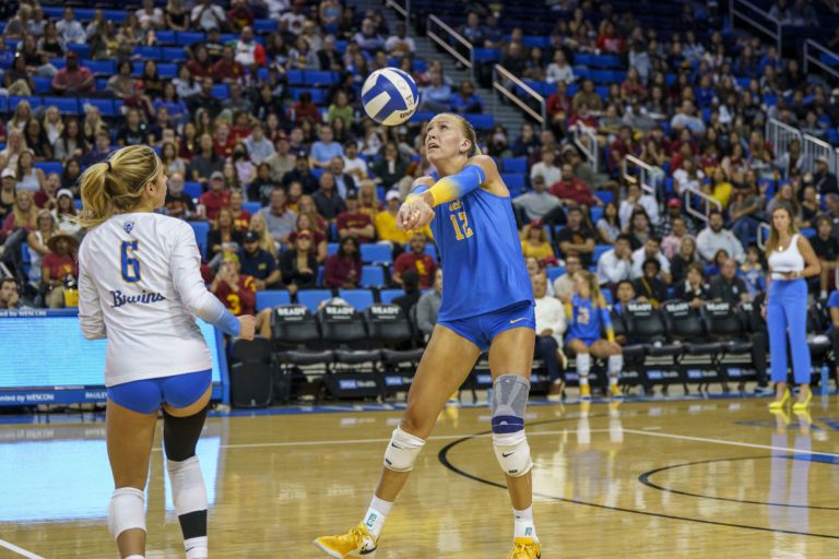 UCLA women's volleyball team leaves Fight in the Fort with 2 wins