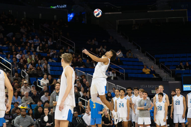 UCLA men’s volleyball sweeps UC Irvine, sets career-high performances ...