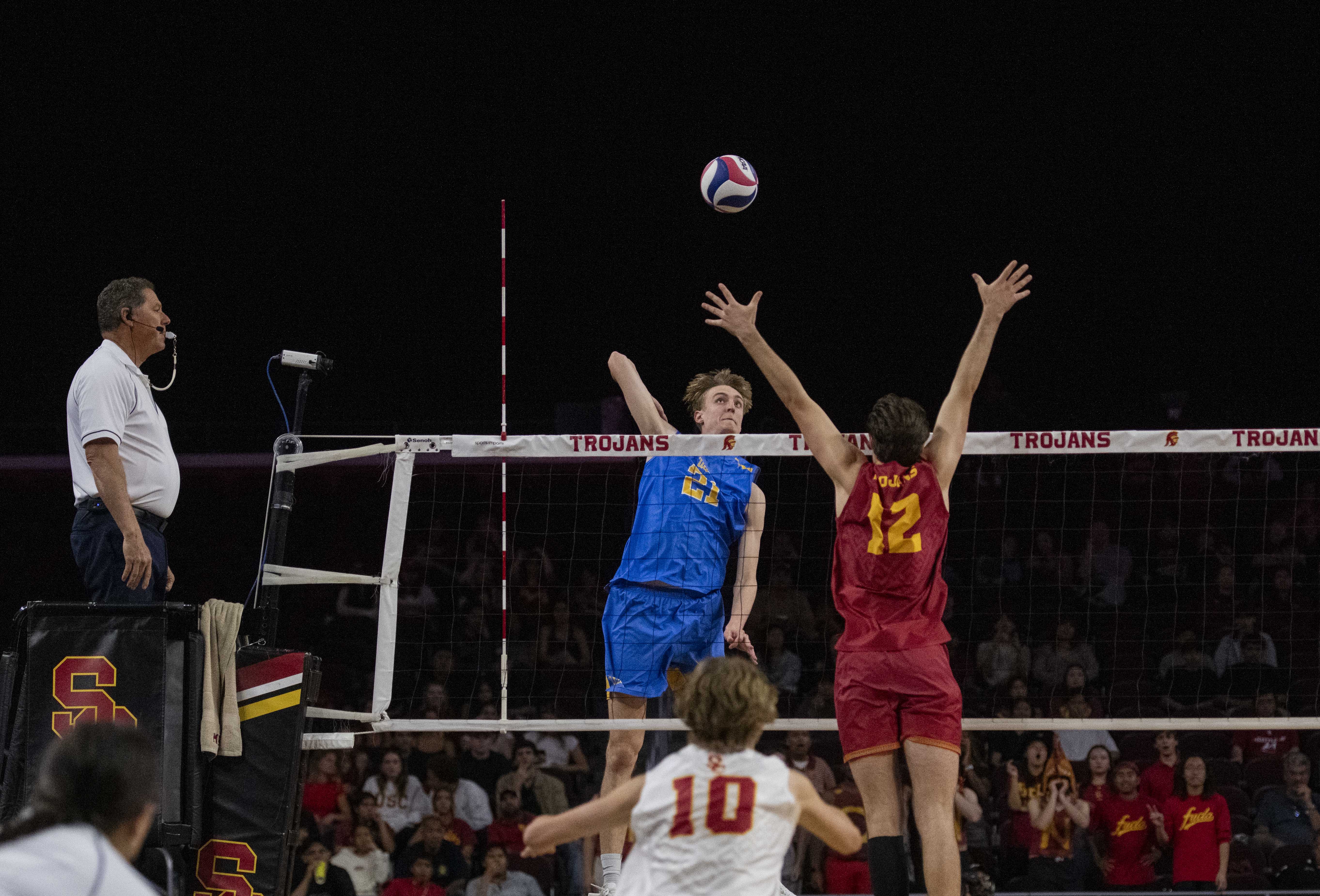 (Lex Wang/Daily Bruin senior staff)
