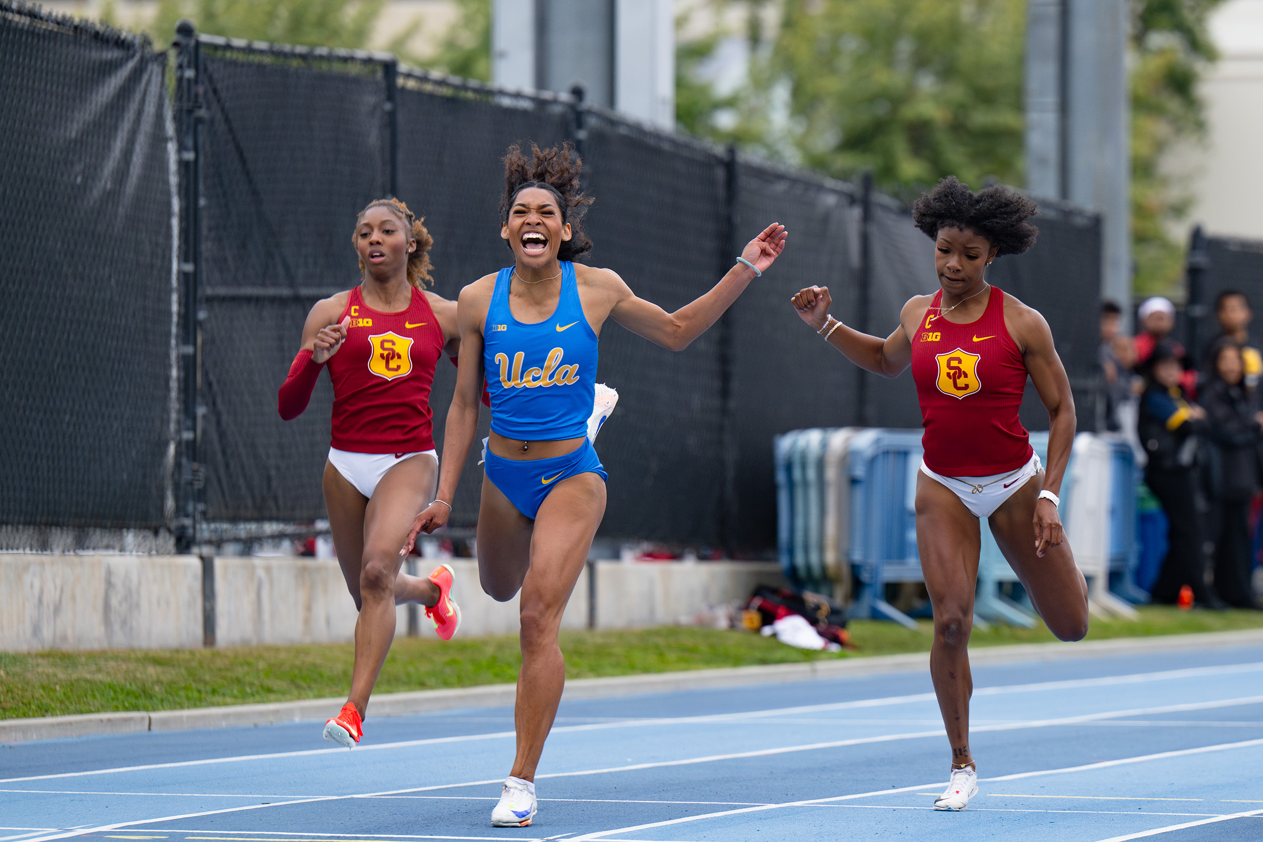 (Edward Ho/Daily Bruin)
