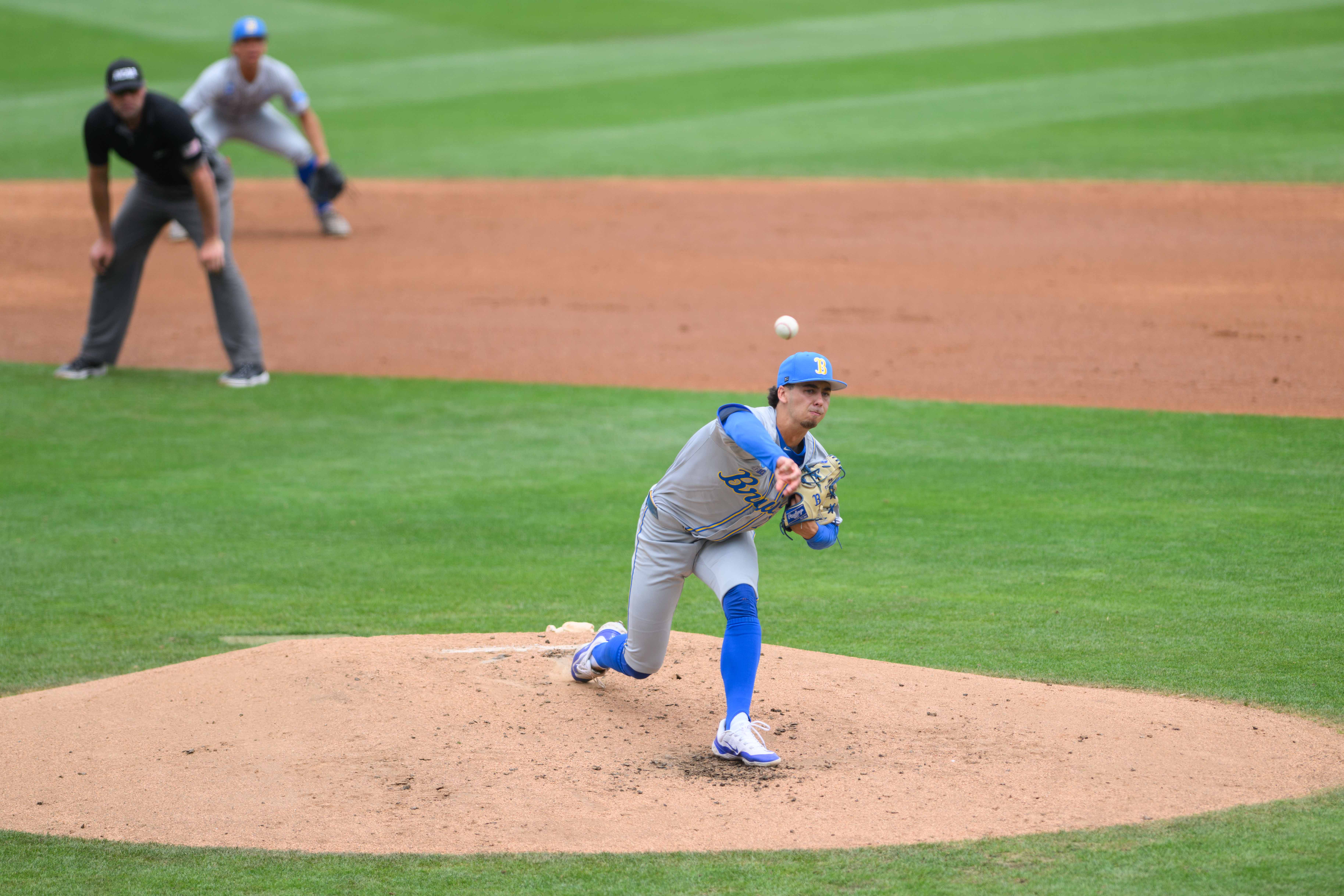 Sophomore right-hander Landon Stump follows through after his release. (Aidan Sun/Assistant Photo editor)