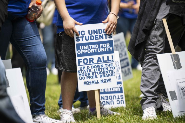 Court rules UC barring undocumented students from campus jobs is discriminatory