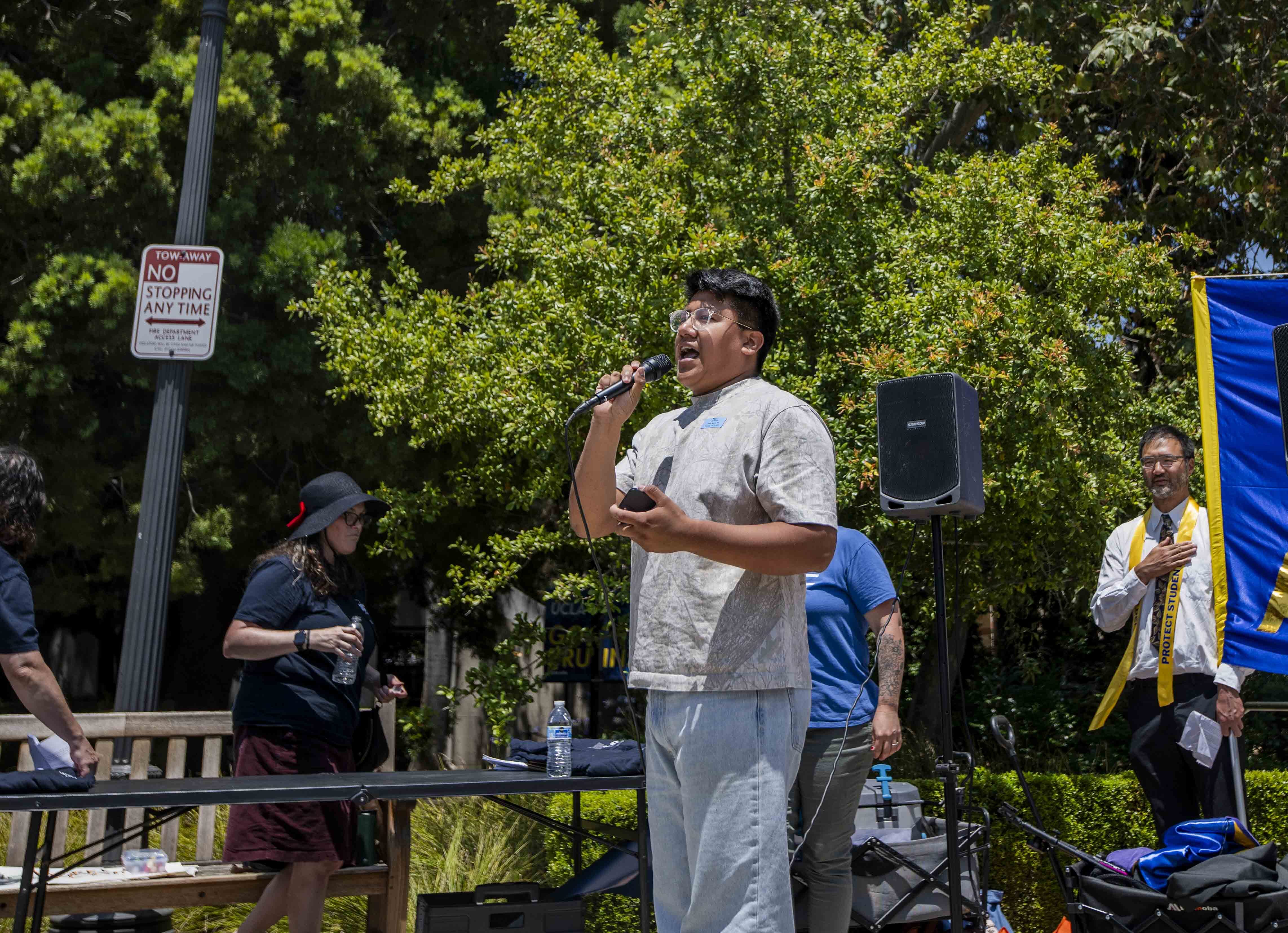 (Zimo Li/Daily Bruin senior staff)