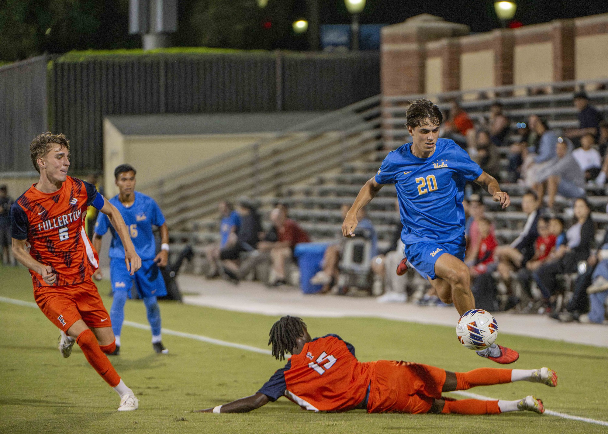 (Leydi Cris Cobo Cordon/Daily Bruin senior staff)