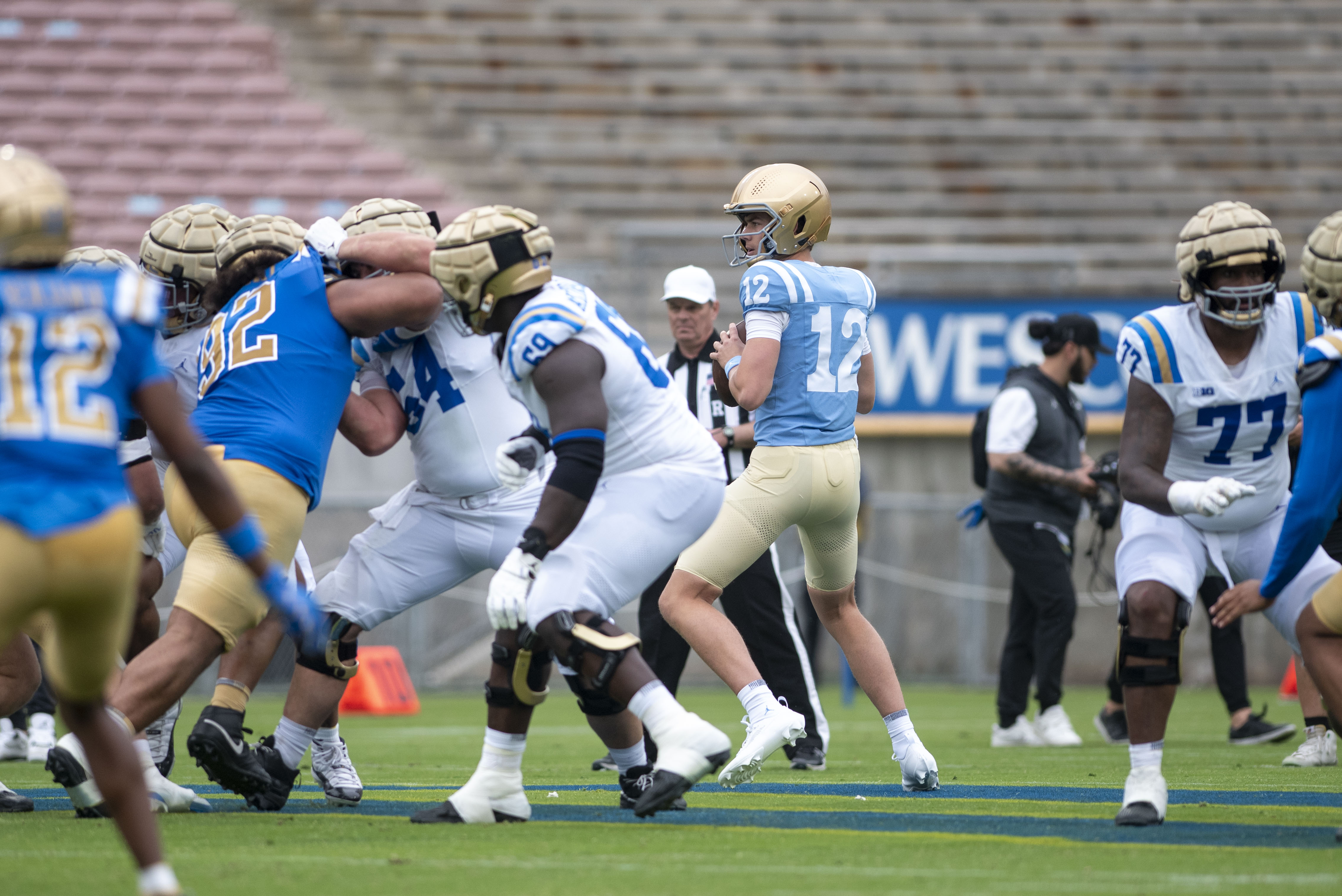 (Max Zhang/Daily Bruin)