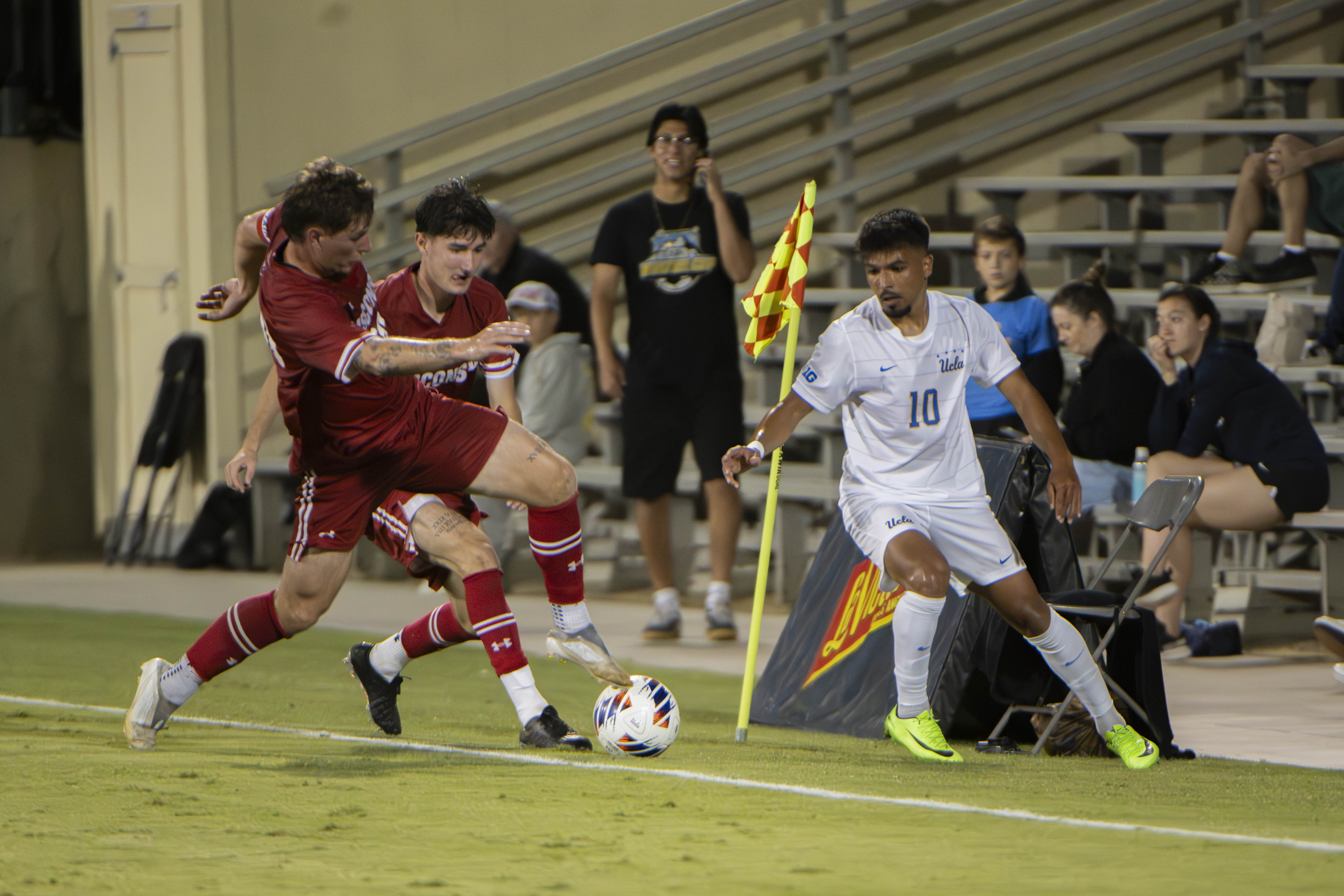 (Andrew Ramiro Diaz/Photo editor)