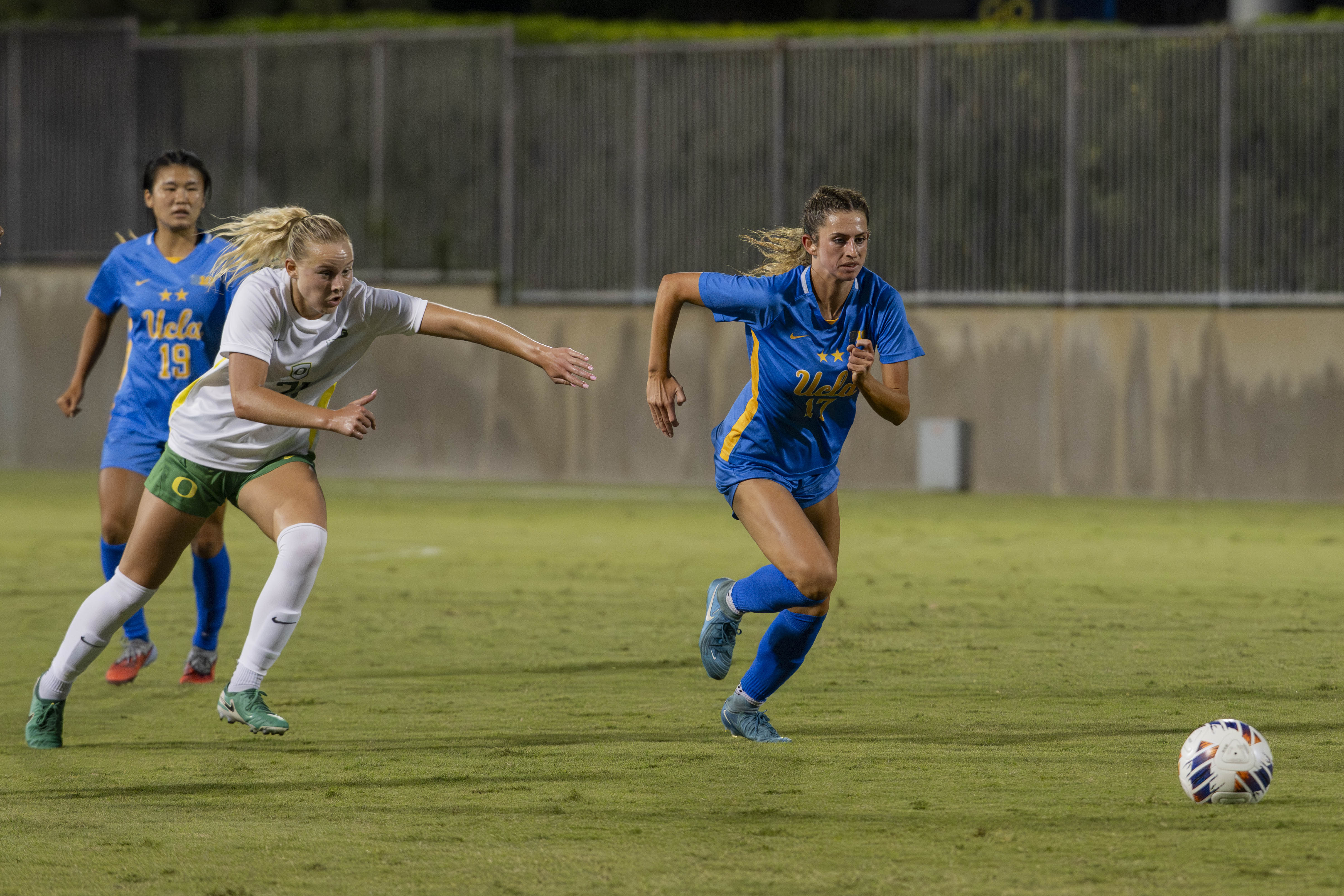 (Leydi Cris Cobo Cordon/Daily Bruin senior staff)