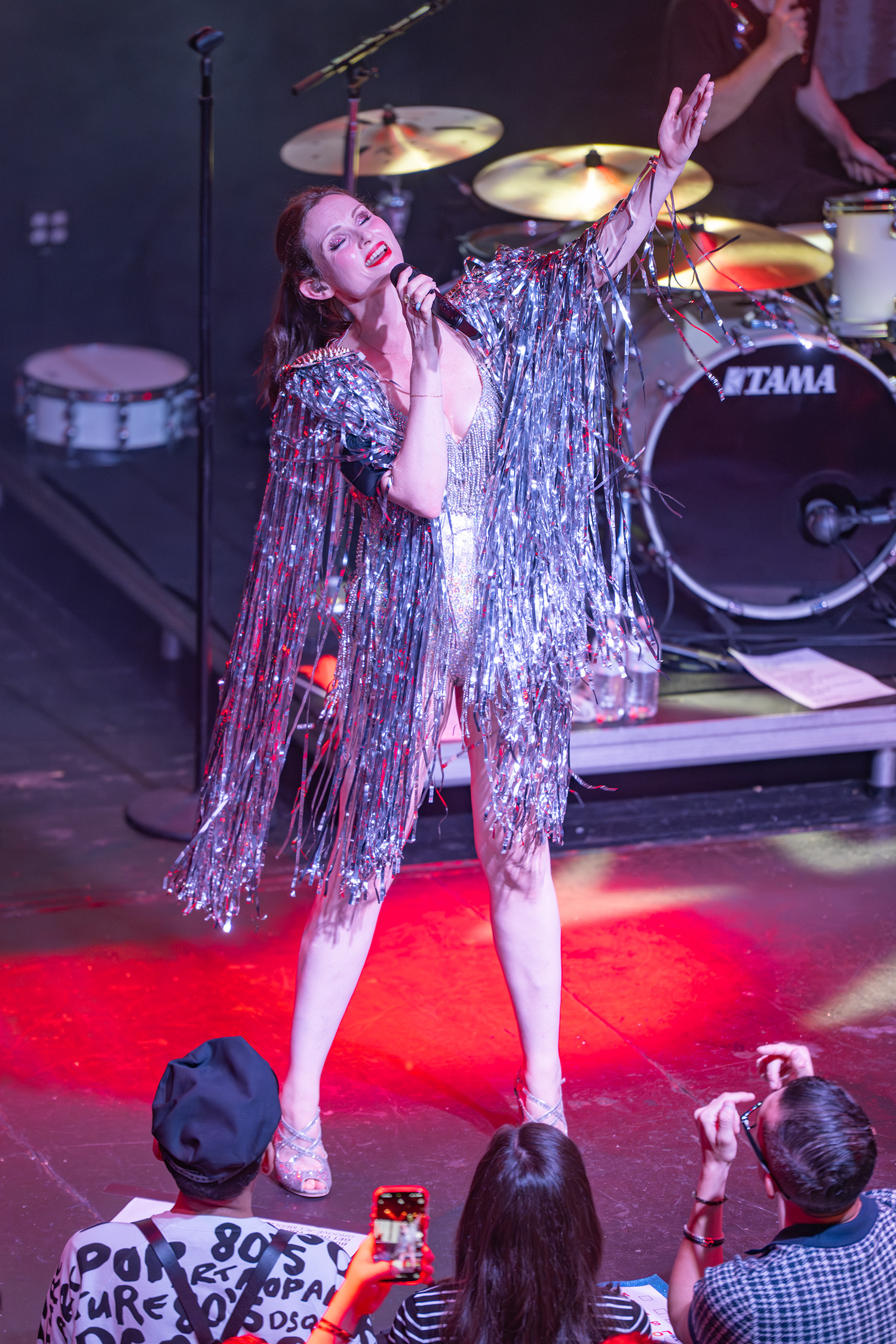 Sophie Ellis-Bextor performs on stage wearing a silver fringe bodysuit decorated with tinsel-adorned shoulder pads. The artist&squot;s setlist included some of her biggest hits, such as "Murder On The Dancefloor," and "Get Over You" as well as iconic covers including "Groovejet (If This Ain&squot;t Love)." (Selin Filiz/Assistant Photo editor)