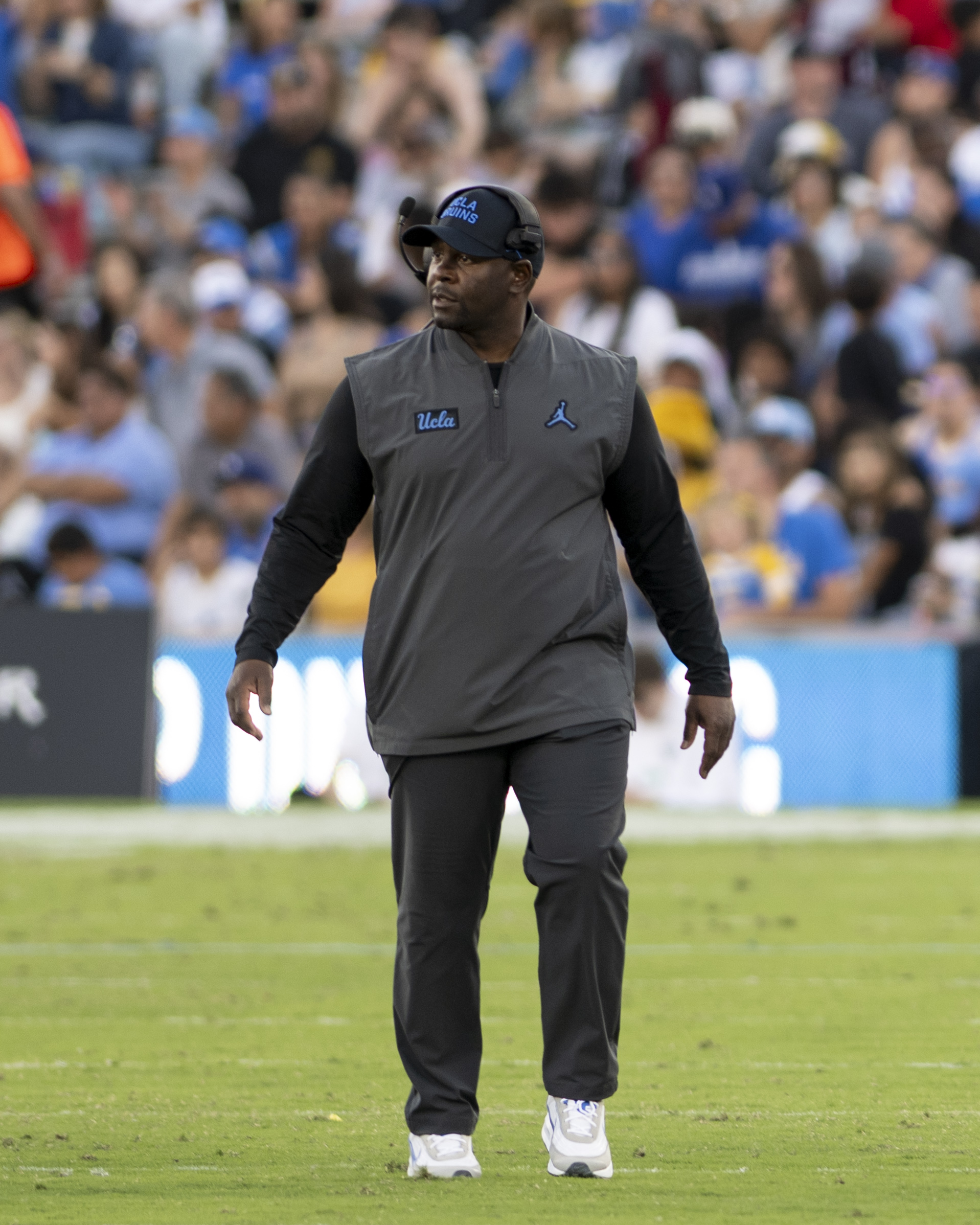 (Max Zhang/Daily Bruin staff)