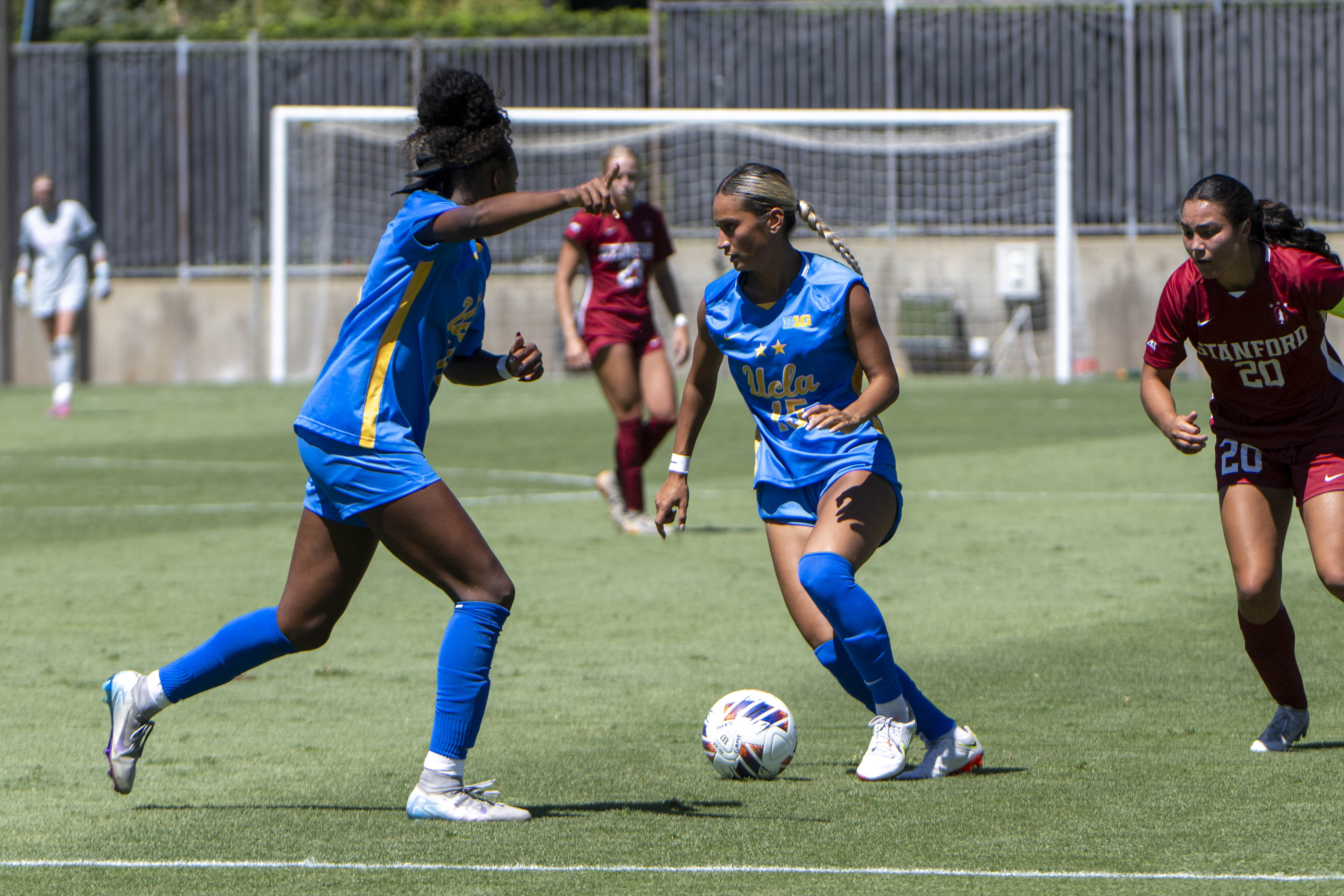 (Leydi Cris Cobo Cordon/Daily Bruin senior staff)