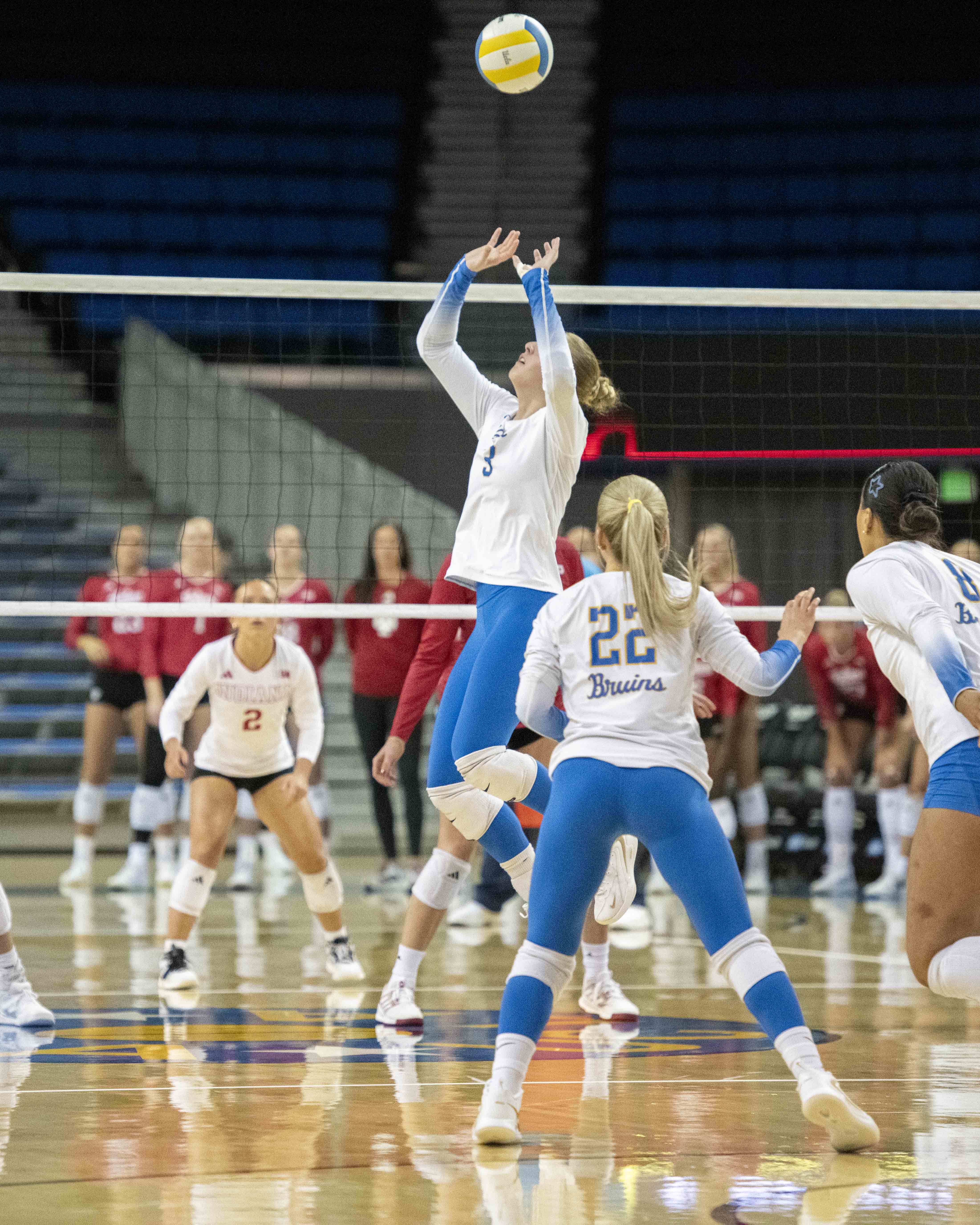 (Max Zhang/Daily Bruin staff)