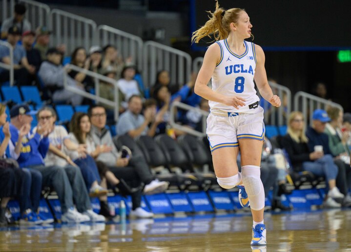 UCLA women’s basketball takes first loss against Texas in turnover-plagued game