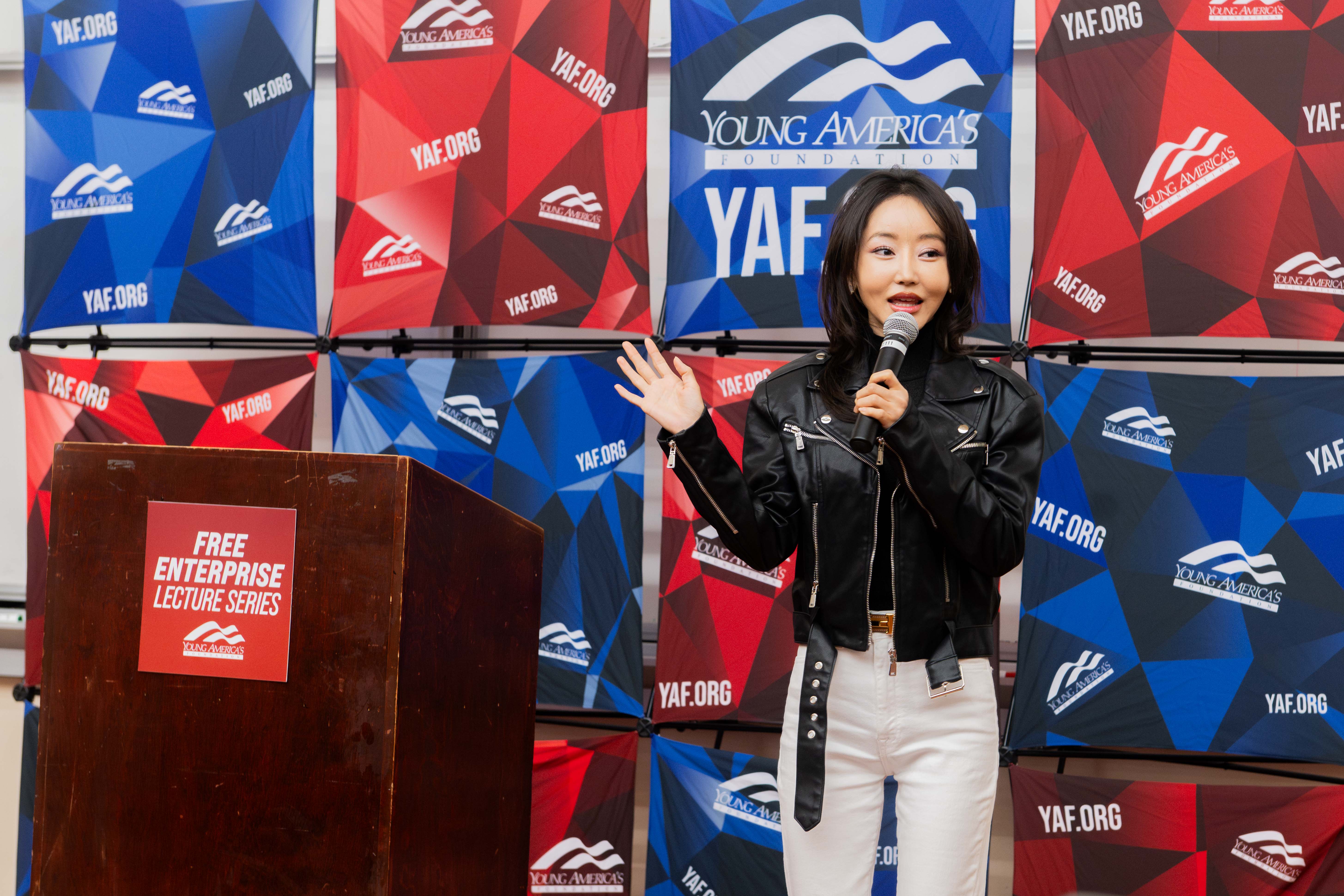 (Izzy Greig/Daily Bruin)