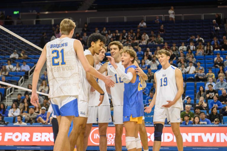 UCLA men’s volleyball sweeps Ohio State, sets NCAA record for longest set