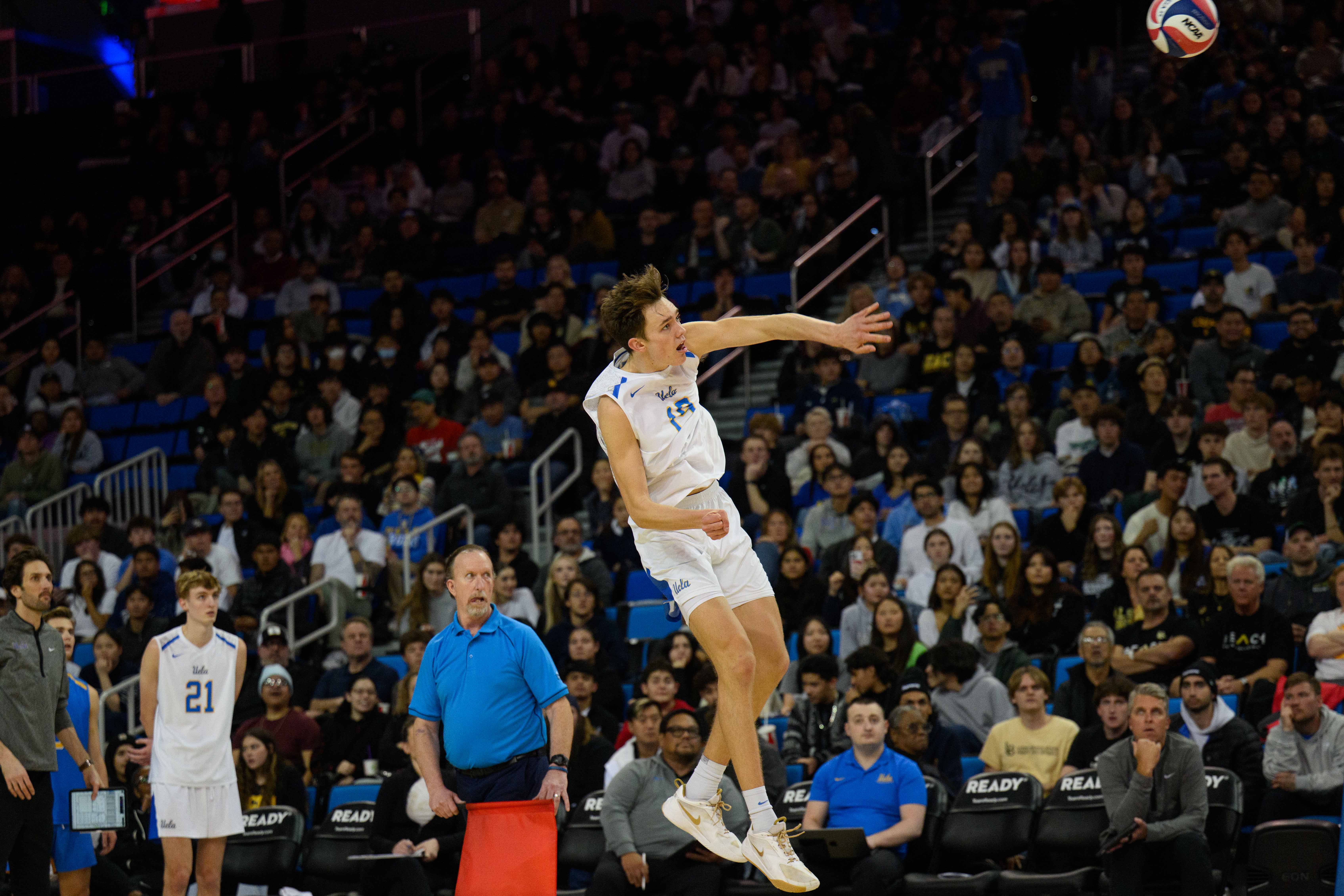 (Zimo Li/Daily Bruin senior staff)