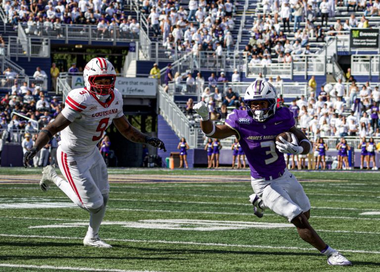 Film breakdown: UCLA football to be joined by running backs Wayne Knight, Dylan Lee