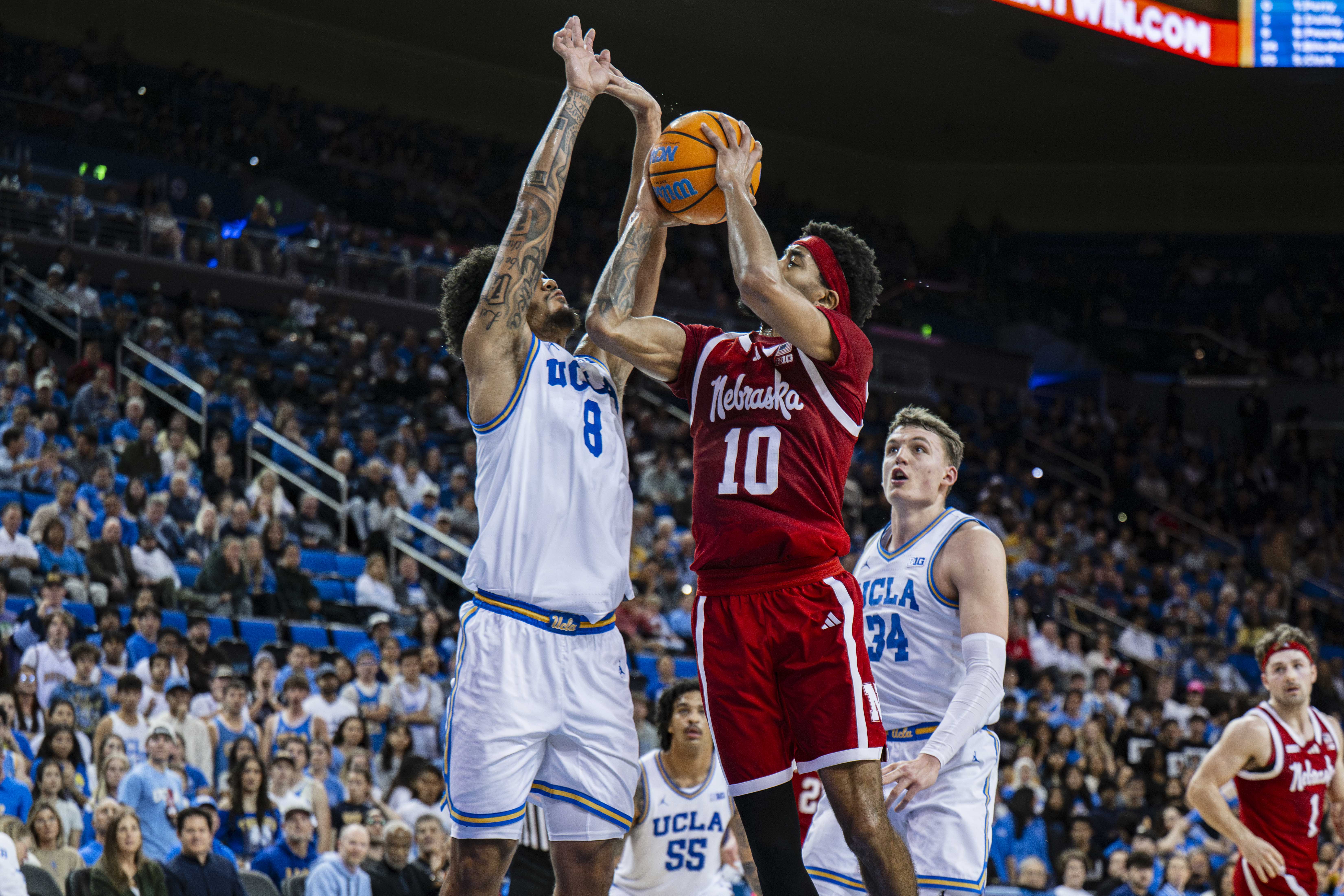 (Michael Gallagher/Assistant Photo editor)