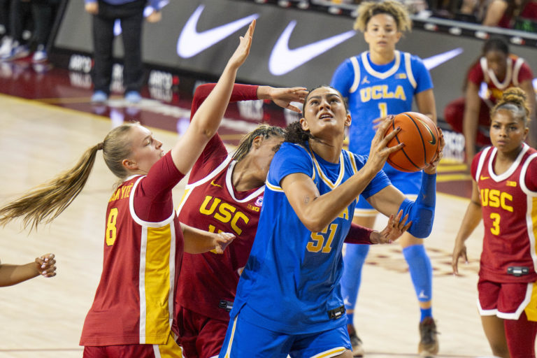 UCLA women’s basketball defends undefeated Big Ten record with away win over USC