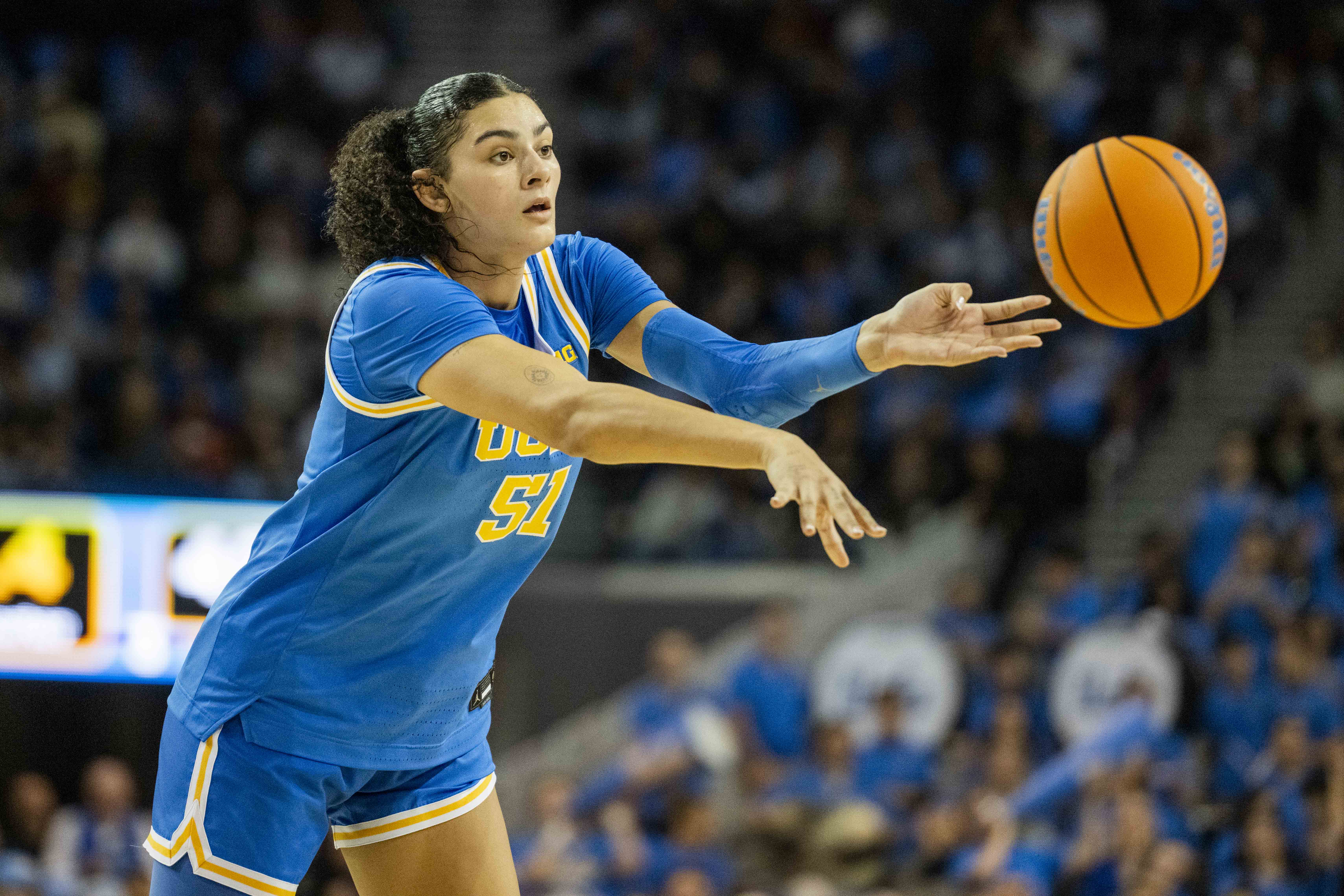 (Zimo Li/Daily Bruin senior staff)