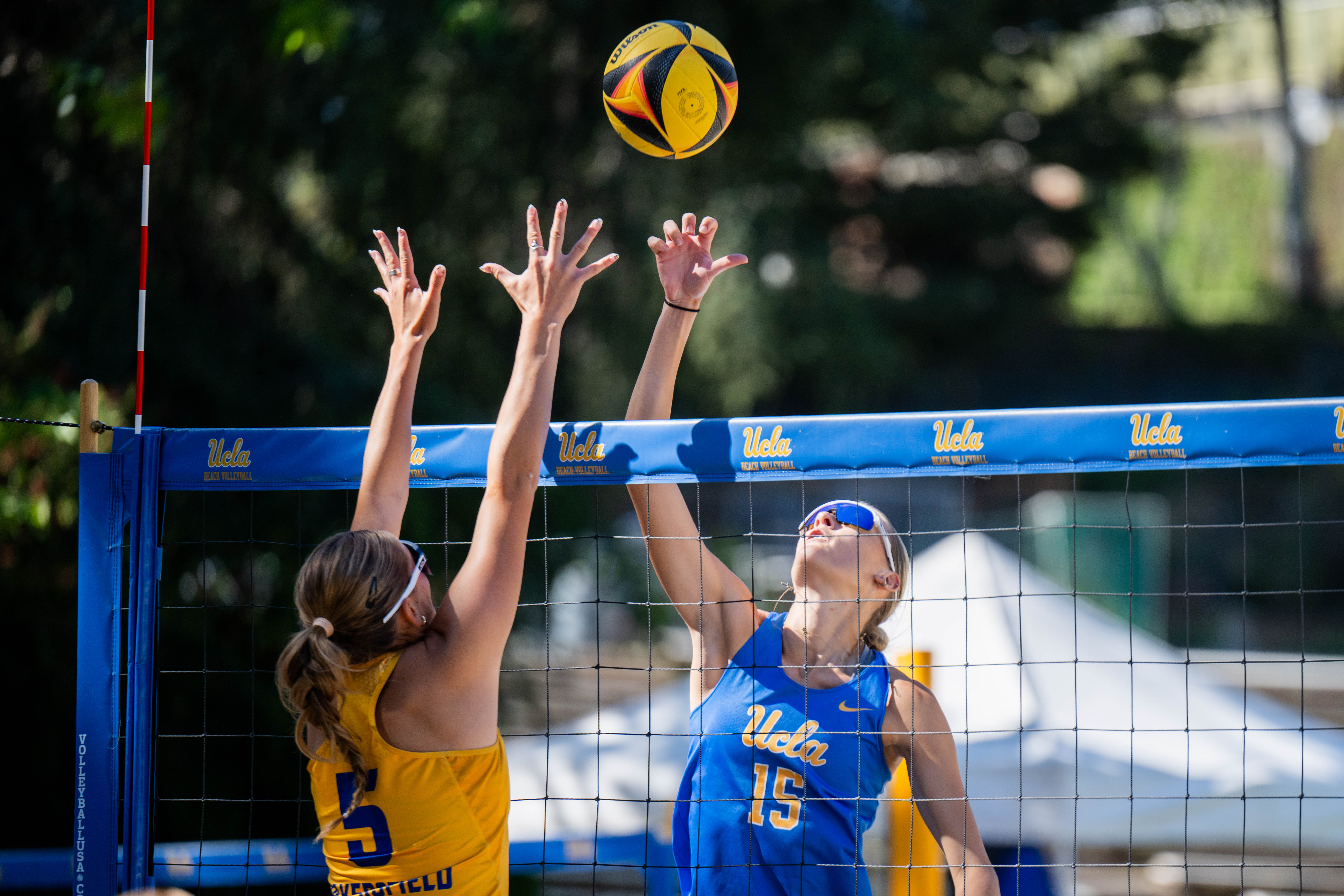 (Chenrui Zhang/Daily Bruin staff)