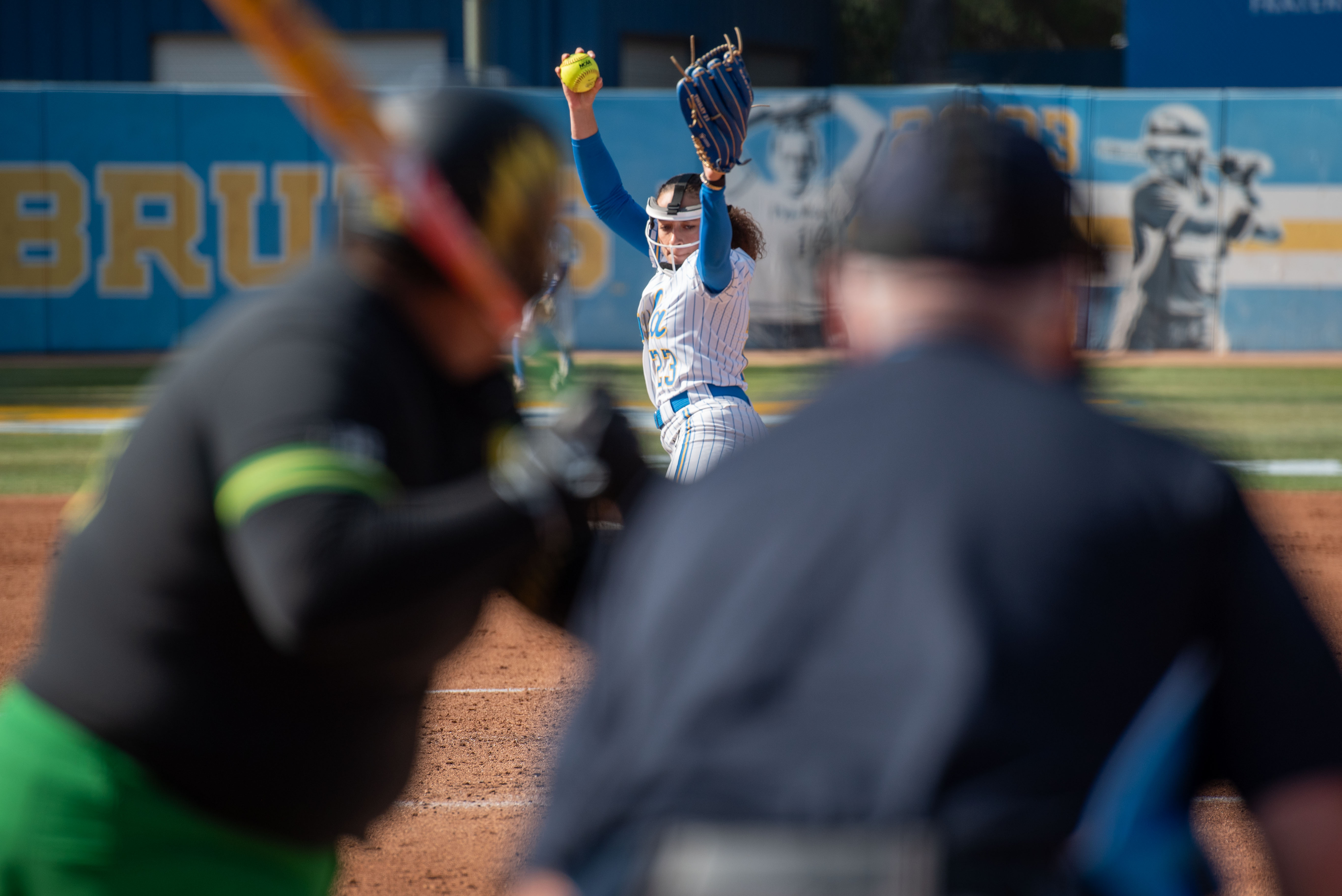 (Edward Ho/Daily Bruin)