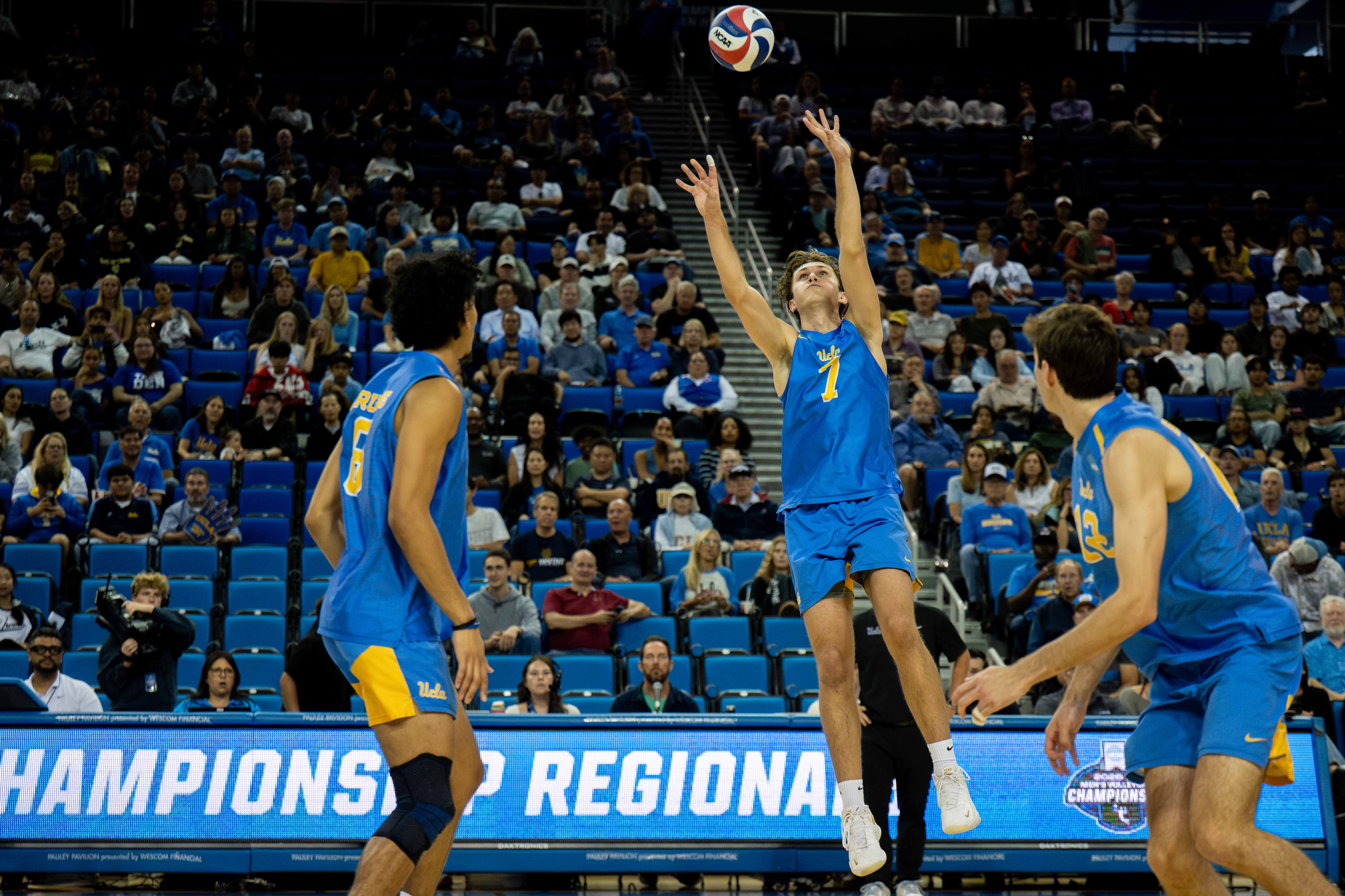 (Ruby Galbraith/Daily Bruin staff)