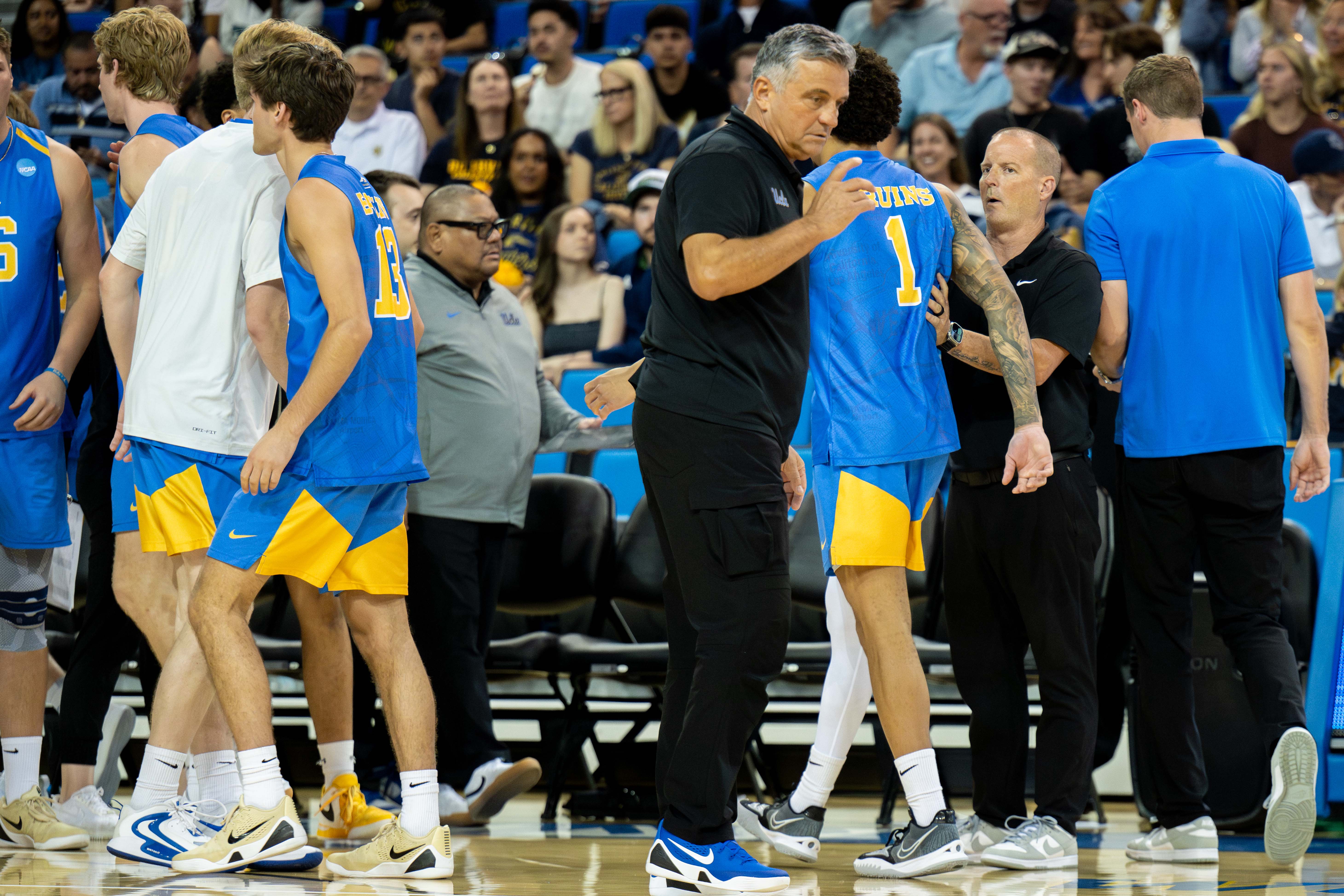 (Ruby Galbraith/Daily Bruin staff)