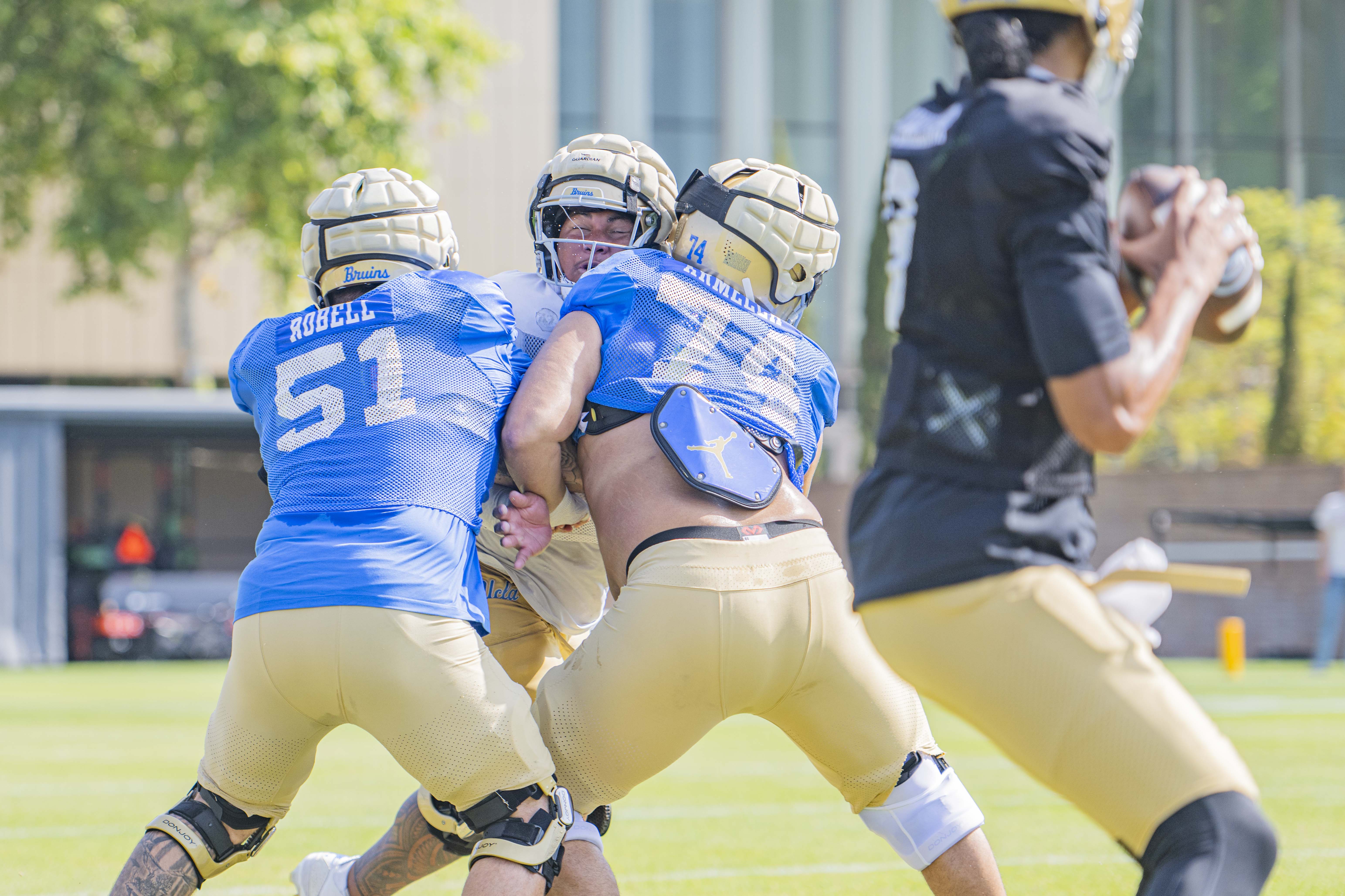 (Aidan Sun/Daily Bruin senior staff)
