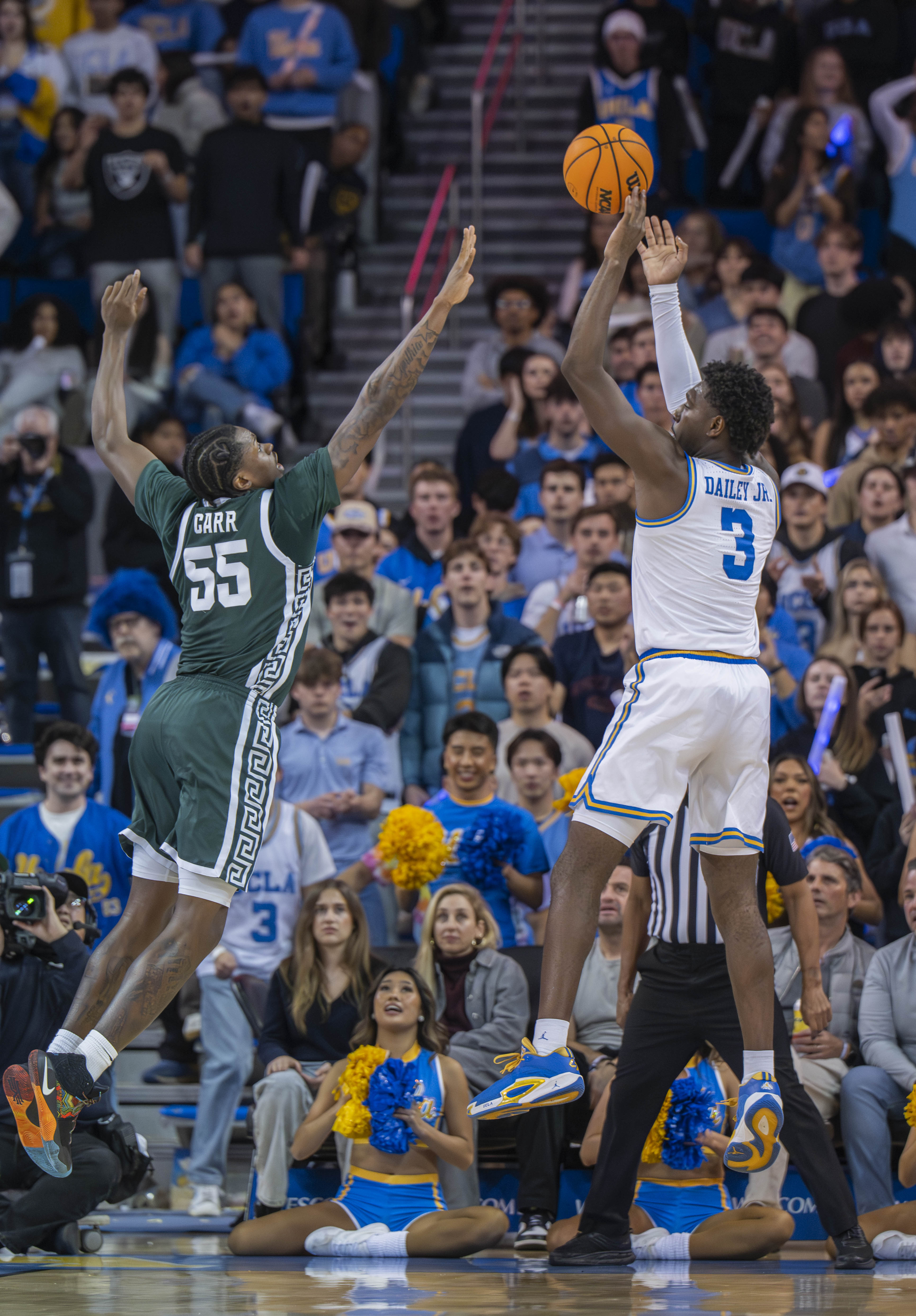 (Michael Galligher/Daily Bruin senior staff)