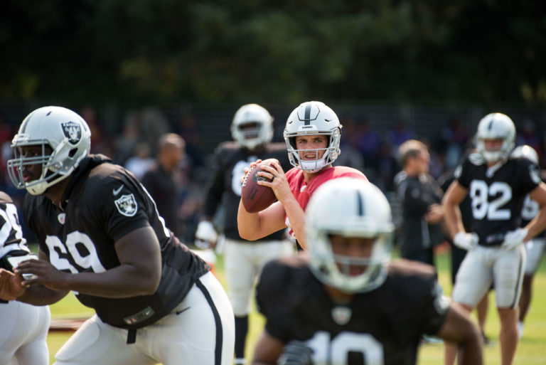 Former NFL quarterback Derek Carr joins UCLA football as Chesney's special advisor - Daily Bruin