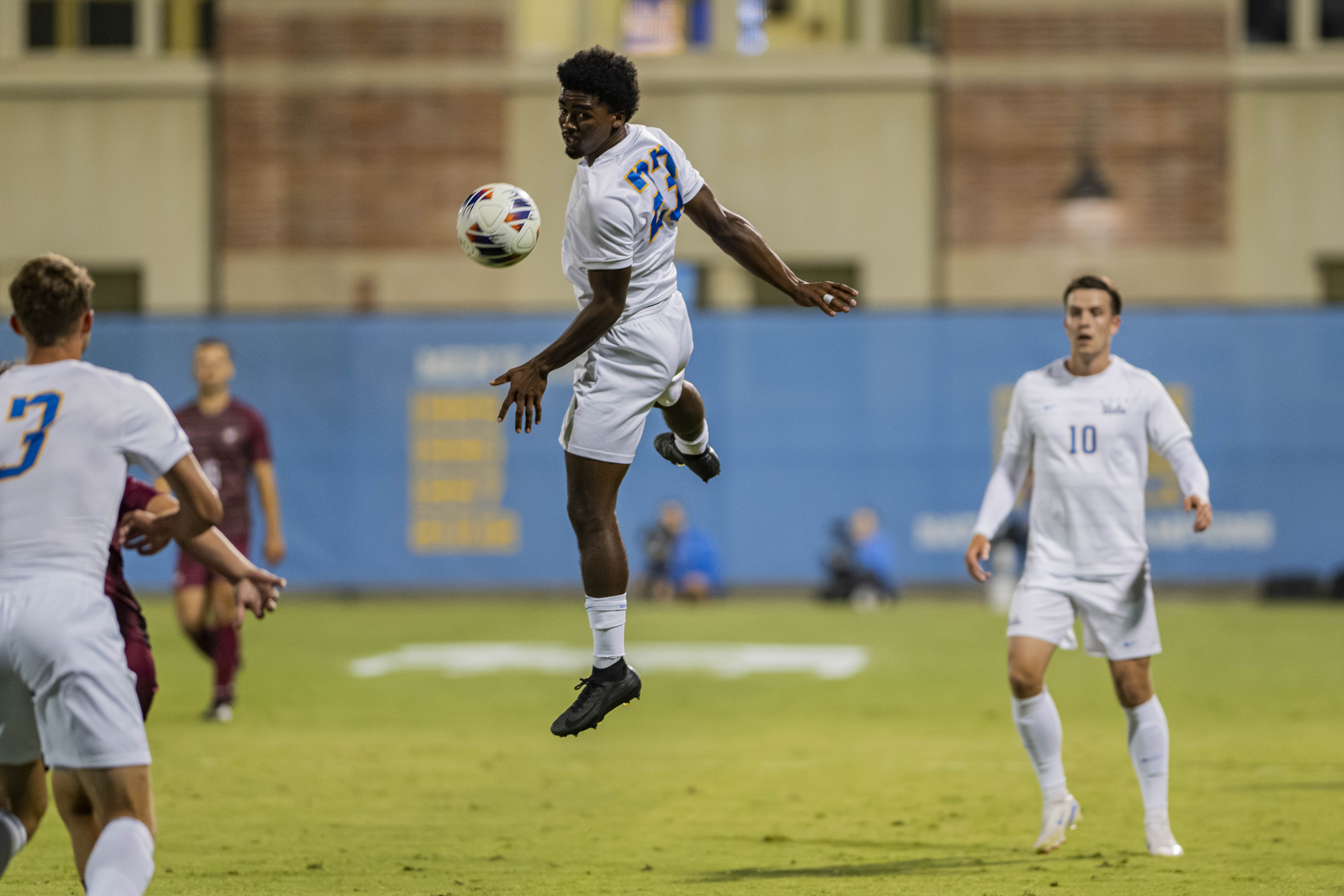 Forward Oshea Foster leaps in the air to recieve the ball. Foster played for UCLA in the 2023 and 2024 season before transferring to Cal State Bakersfield. (Brianna Carlson/Daily Bruin staff)