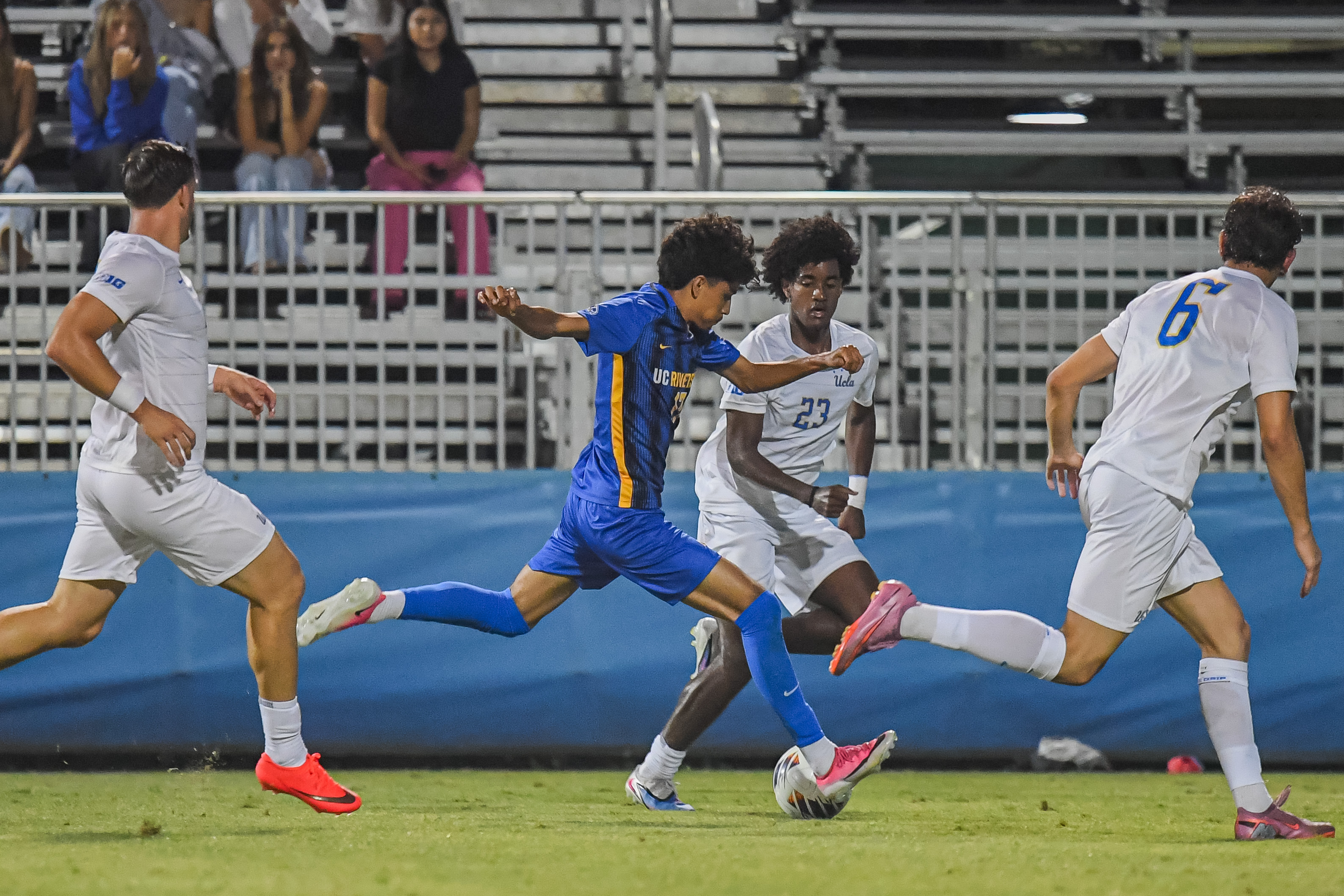 Sophomore defender Logan Hall tracks an opposing player during an exhibition game against UC Riverside on Friday, Aug. 7 at Wallis Annenberg Stadium. Hall joined UCLA after spending his sophomore campaign at Jacksonville. (Kai Dizon/Assistant Photo editor)