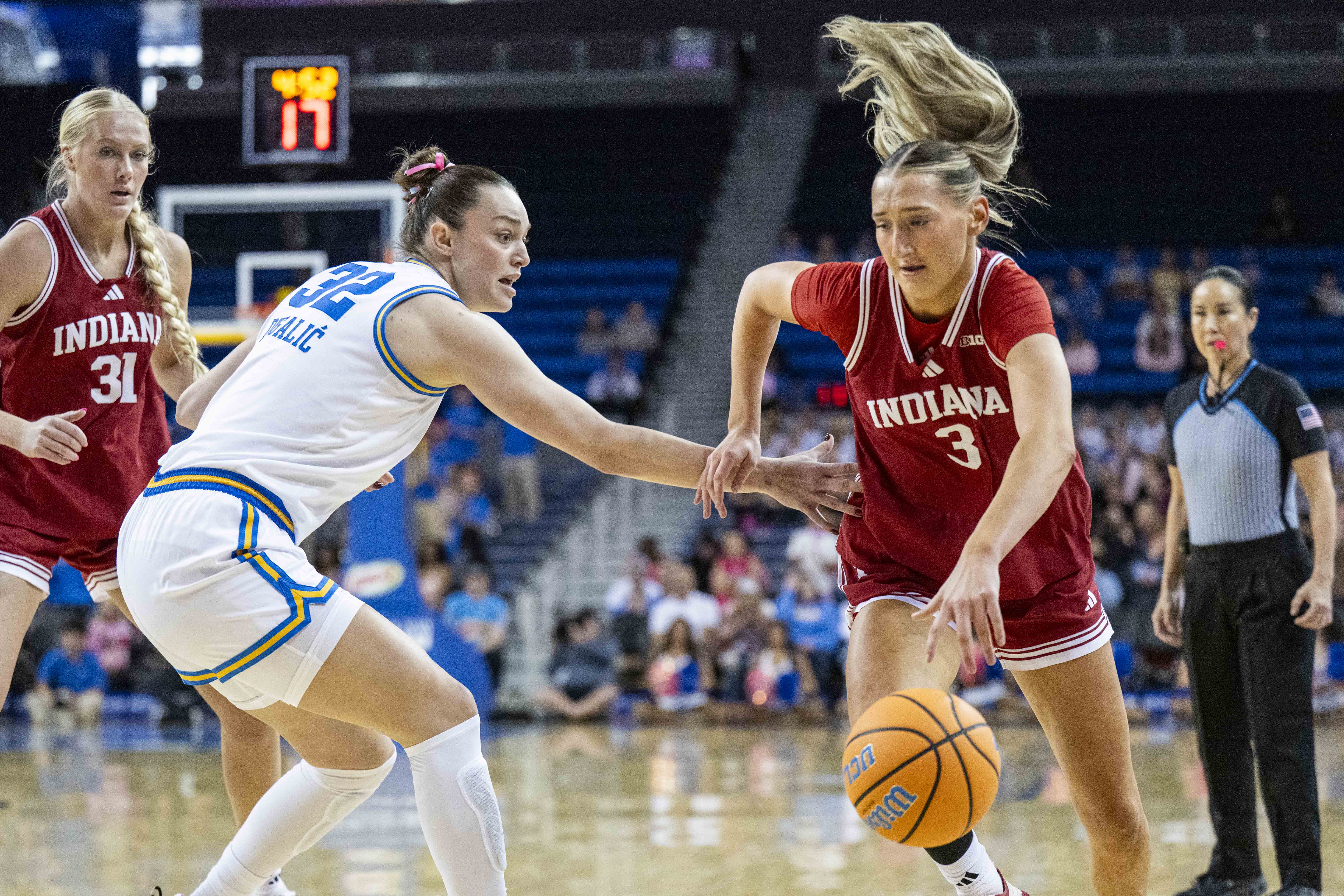 (Michael Gallagher/Daily Bruin senior staff)