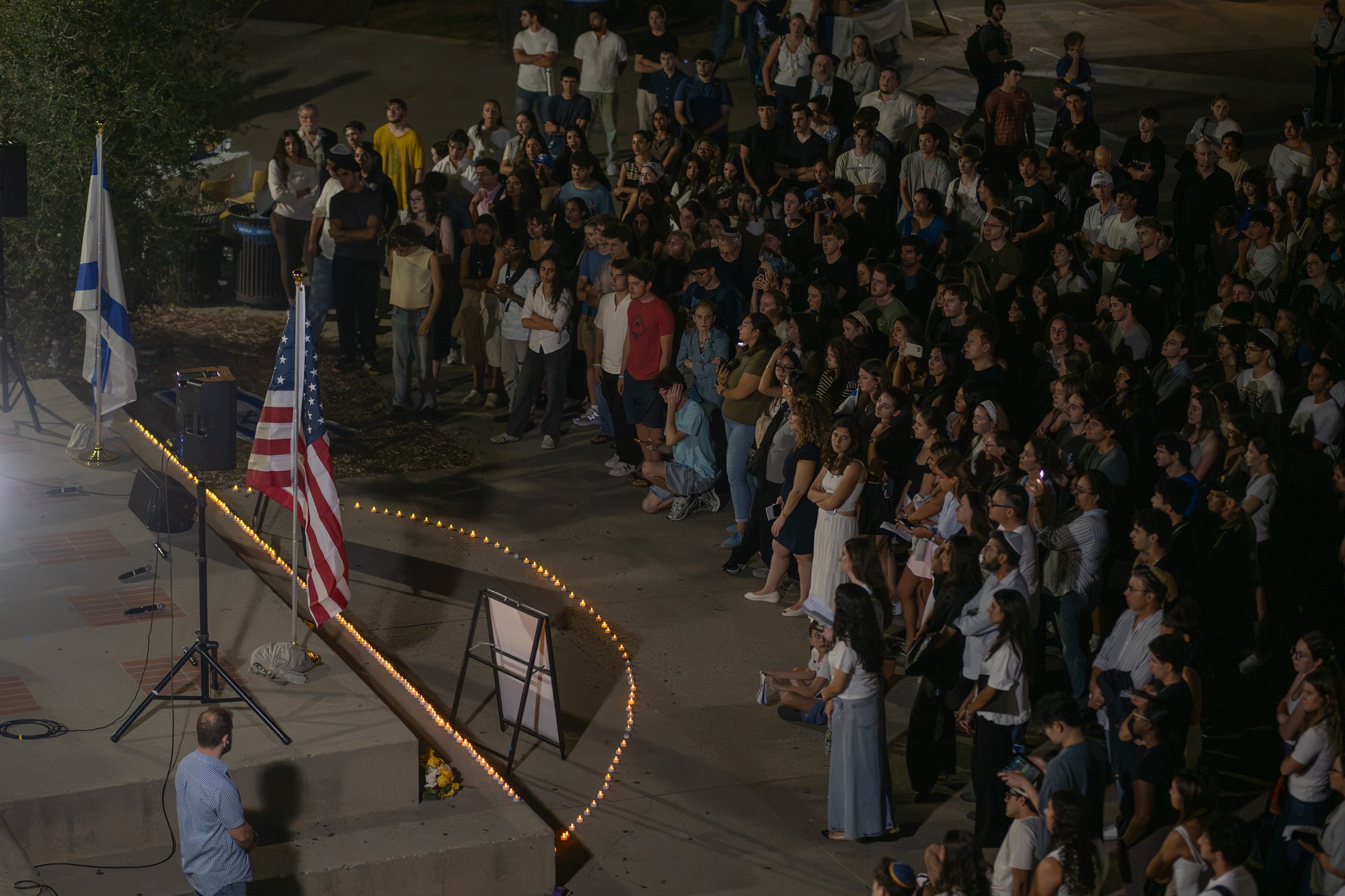 The vigil ended at about 8:30 p.m. and attendees were invited to visit Hillel at UCLA after the vigil. (Andrew Ramiro Diaz/Photo editor)
