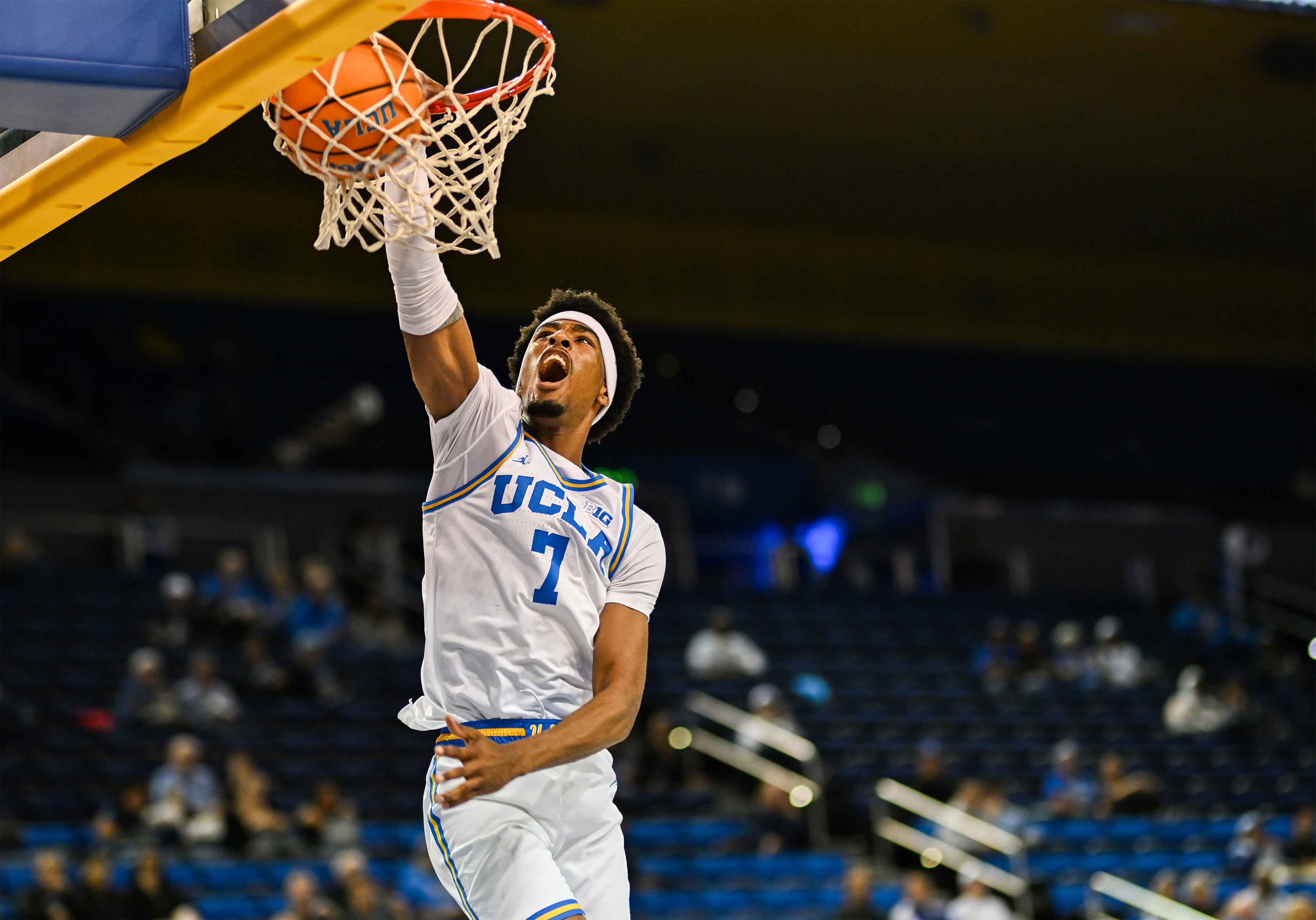 (Ruby Galbraith/Daily Bruin staff)