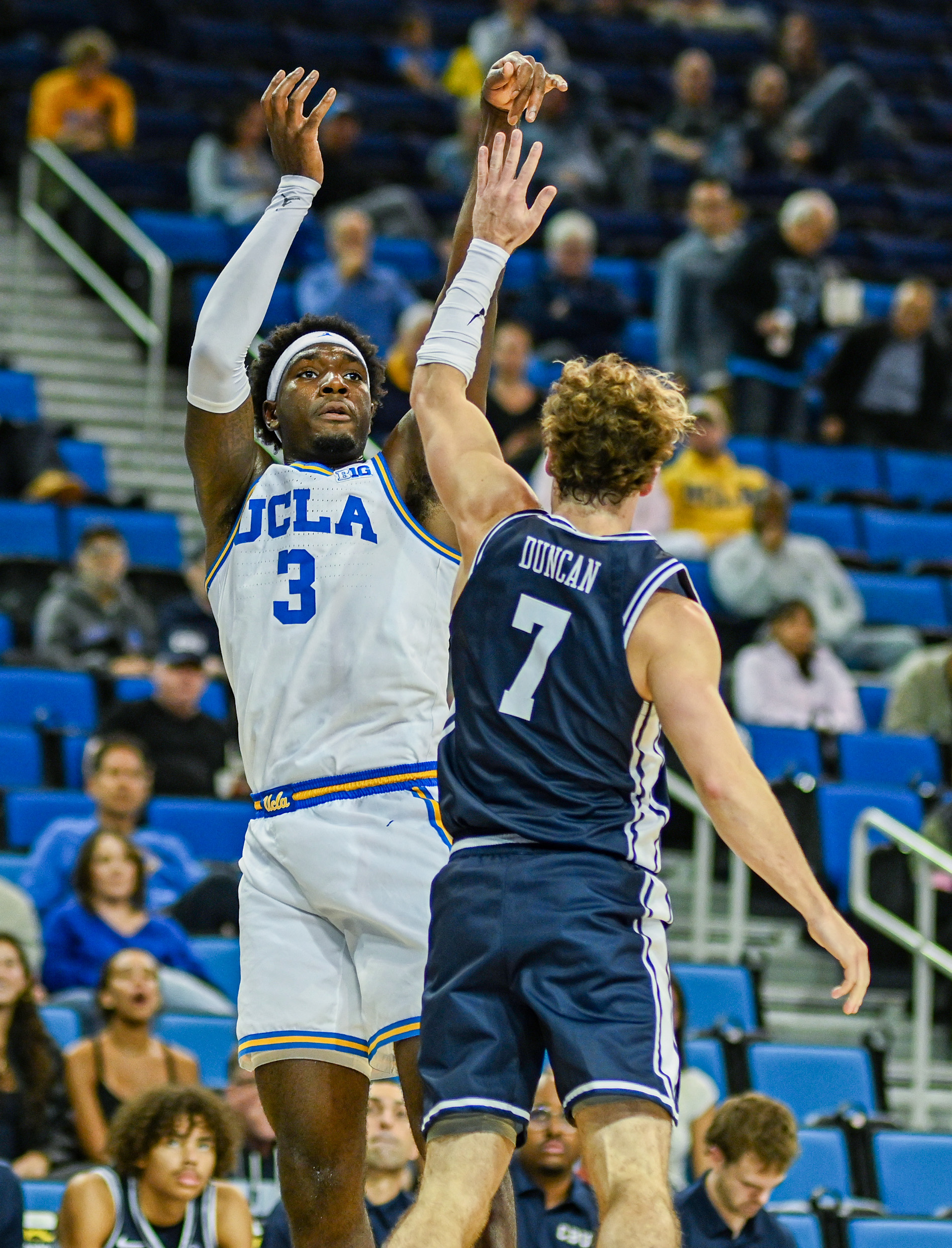 (Ruby Galbraith/Daily Bruin staff)