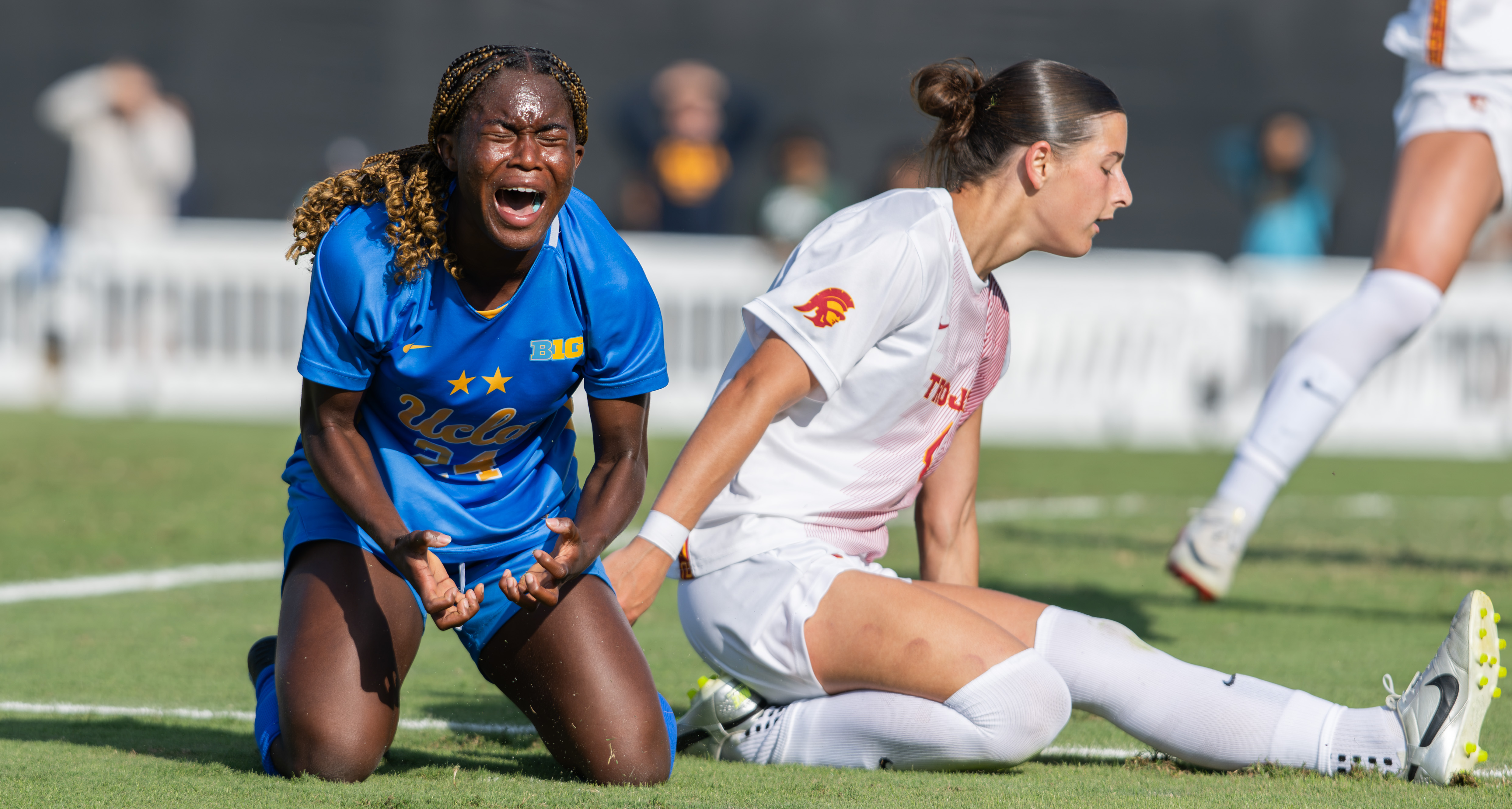 Sophomore forward Payten Cooper expresses her frustration after her shot is blocked during last season’s crosstown showdown at Wallis Annenberg Stadium. (Daily Bruin file photo)