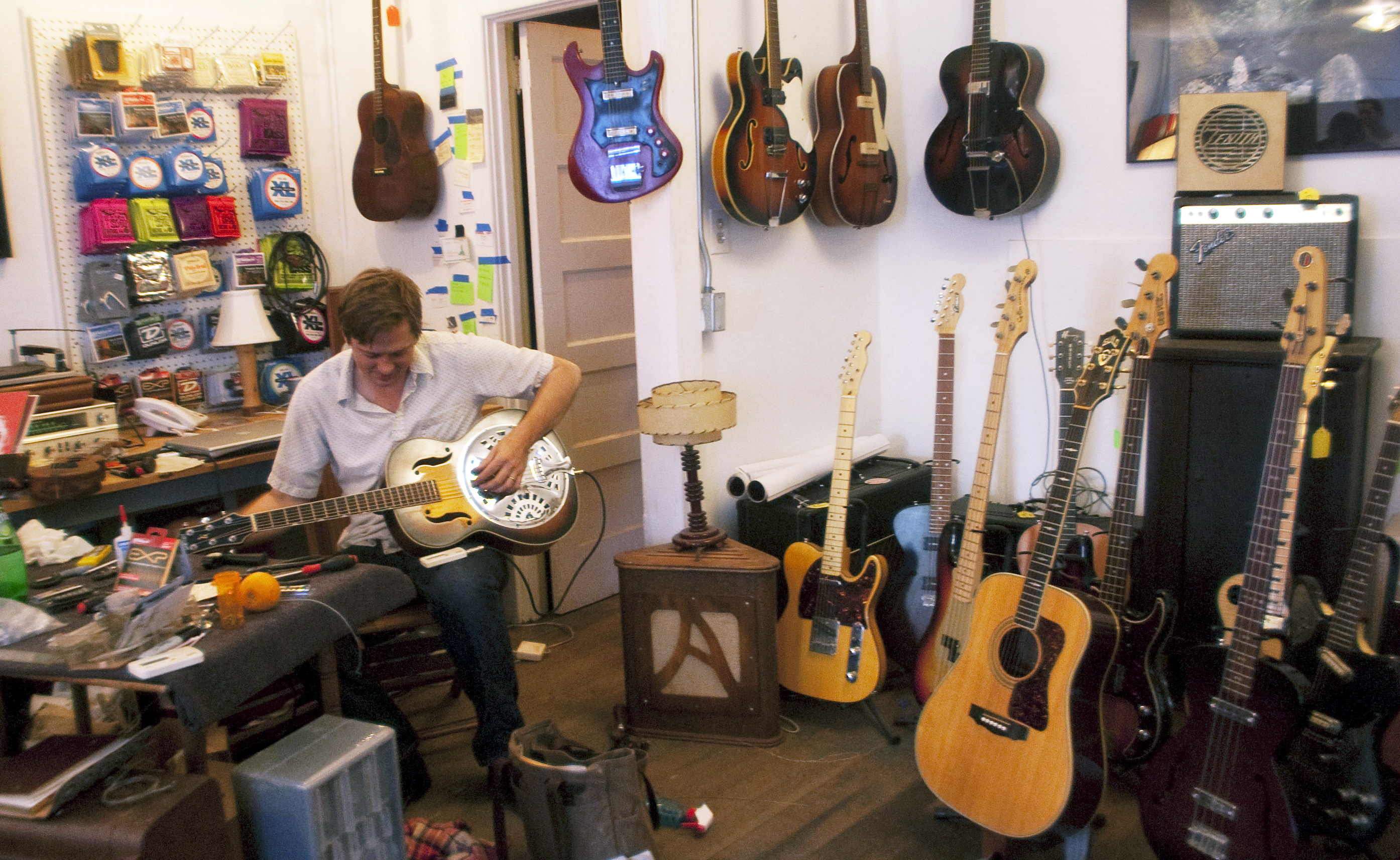 old guitar shop